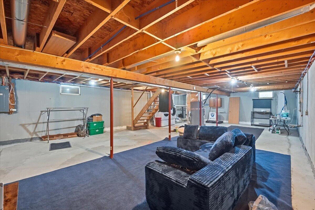 49 Lloyd Drive Property Photo 27