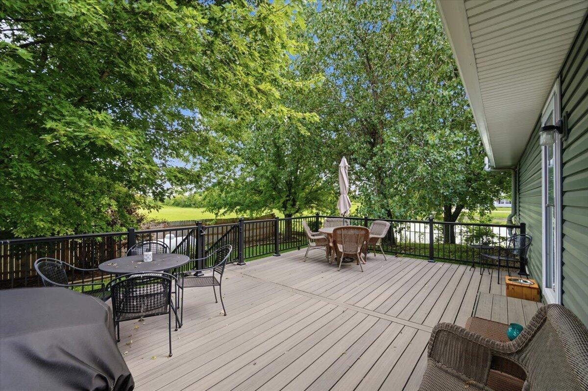 49 Lloyd Drive Property Photo 32