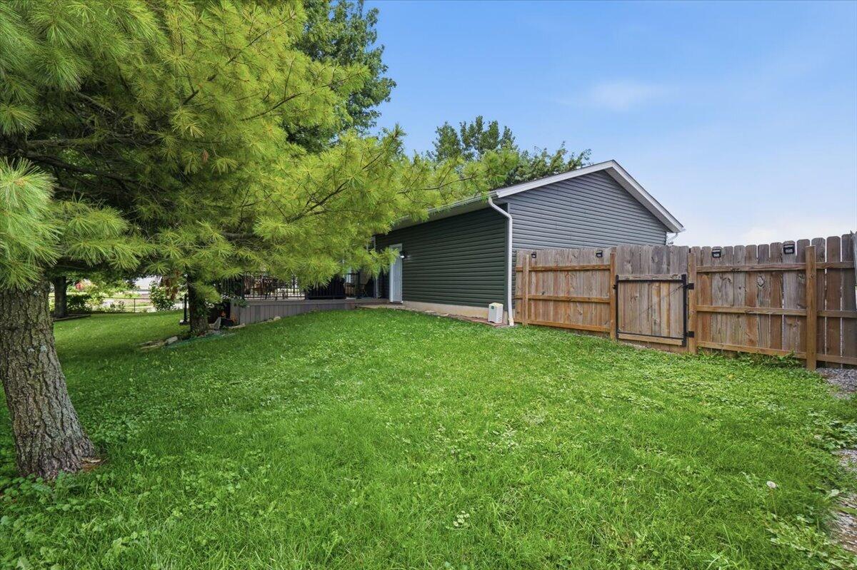 49 Lloyd Drive Property Photo 38