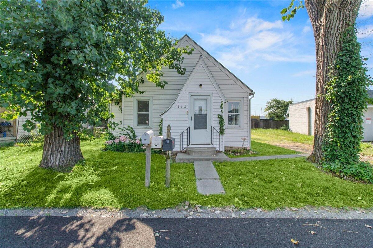 112 Warren Avenue Property Photo 1