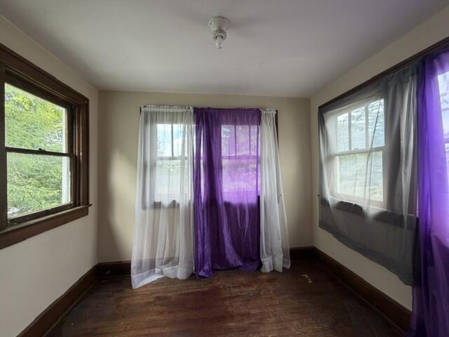468 E Cecil Street Property Photo 9
