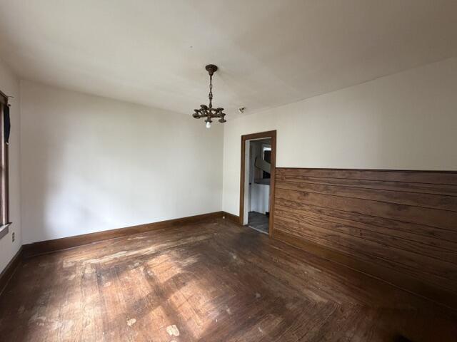 468 E Cecil Street Property Photo 13