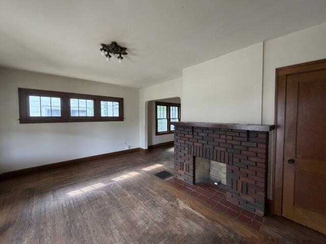 468 E Cecil Street Property Photo 16