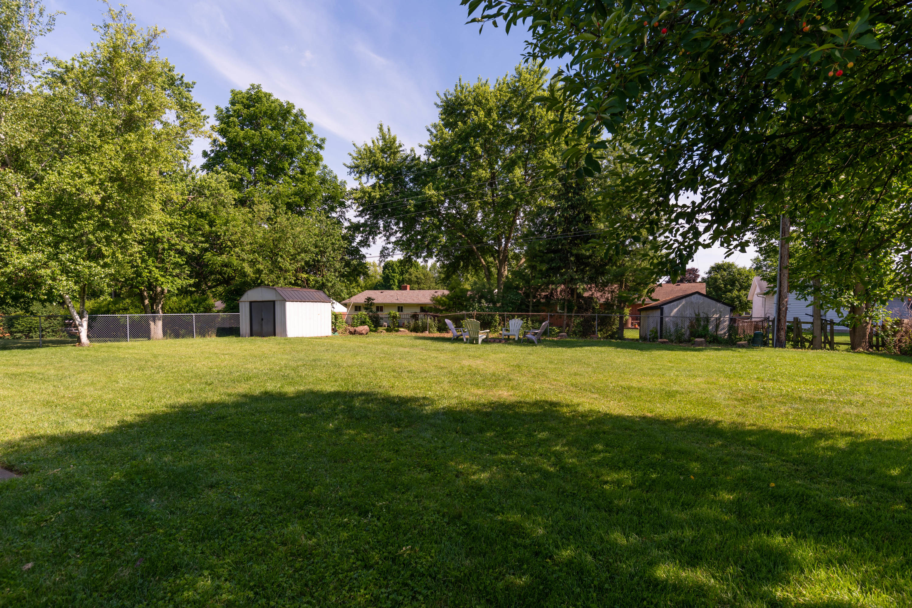 425 E Pinehurst Street Property Photo 6