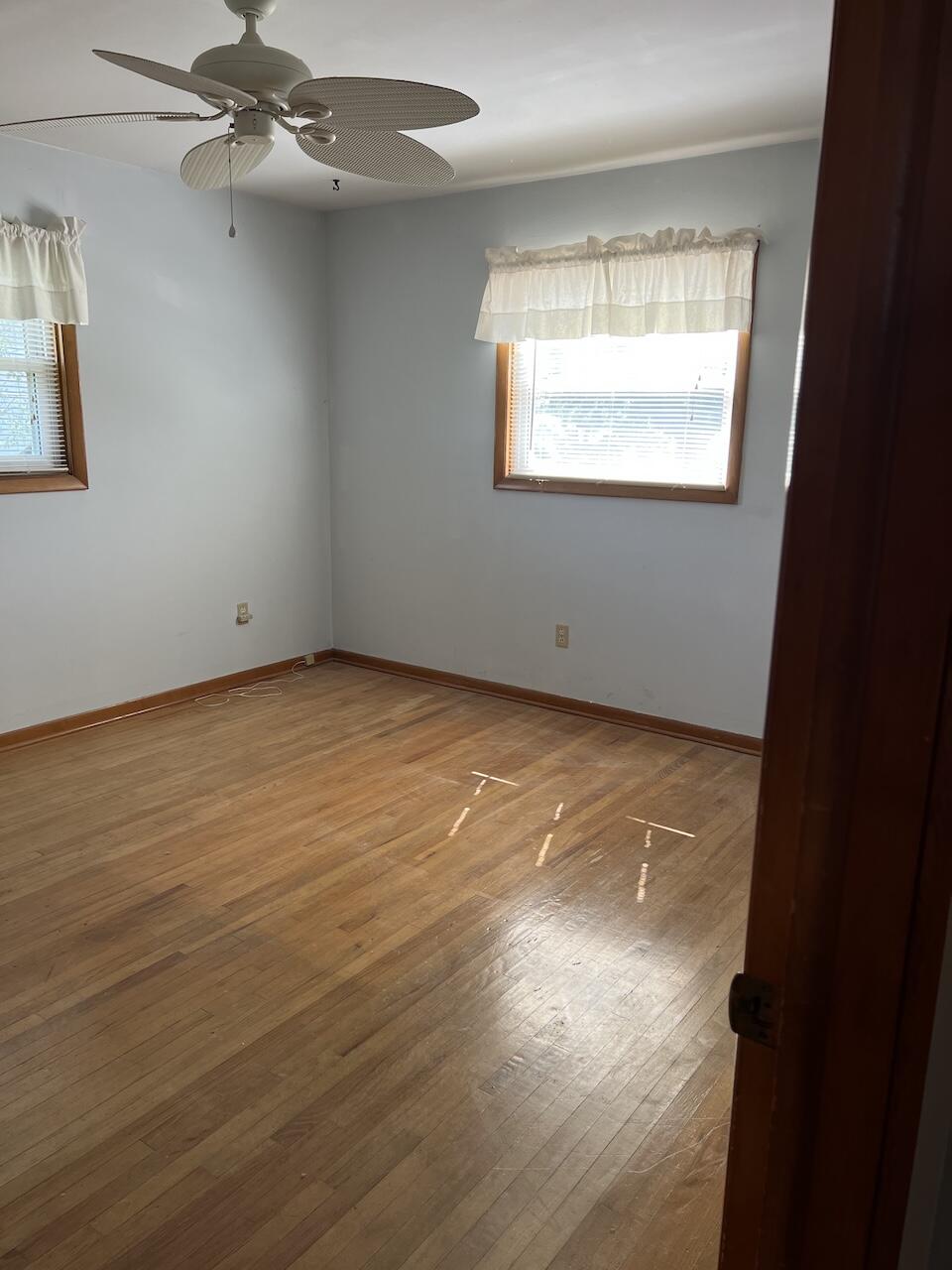211 E North Street Property Photo 13