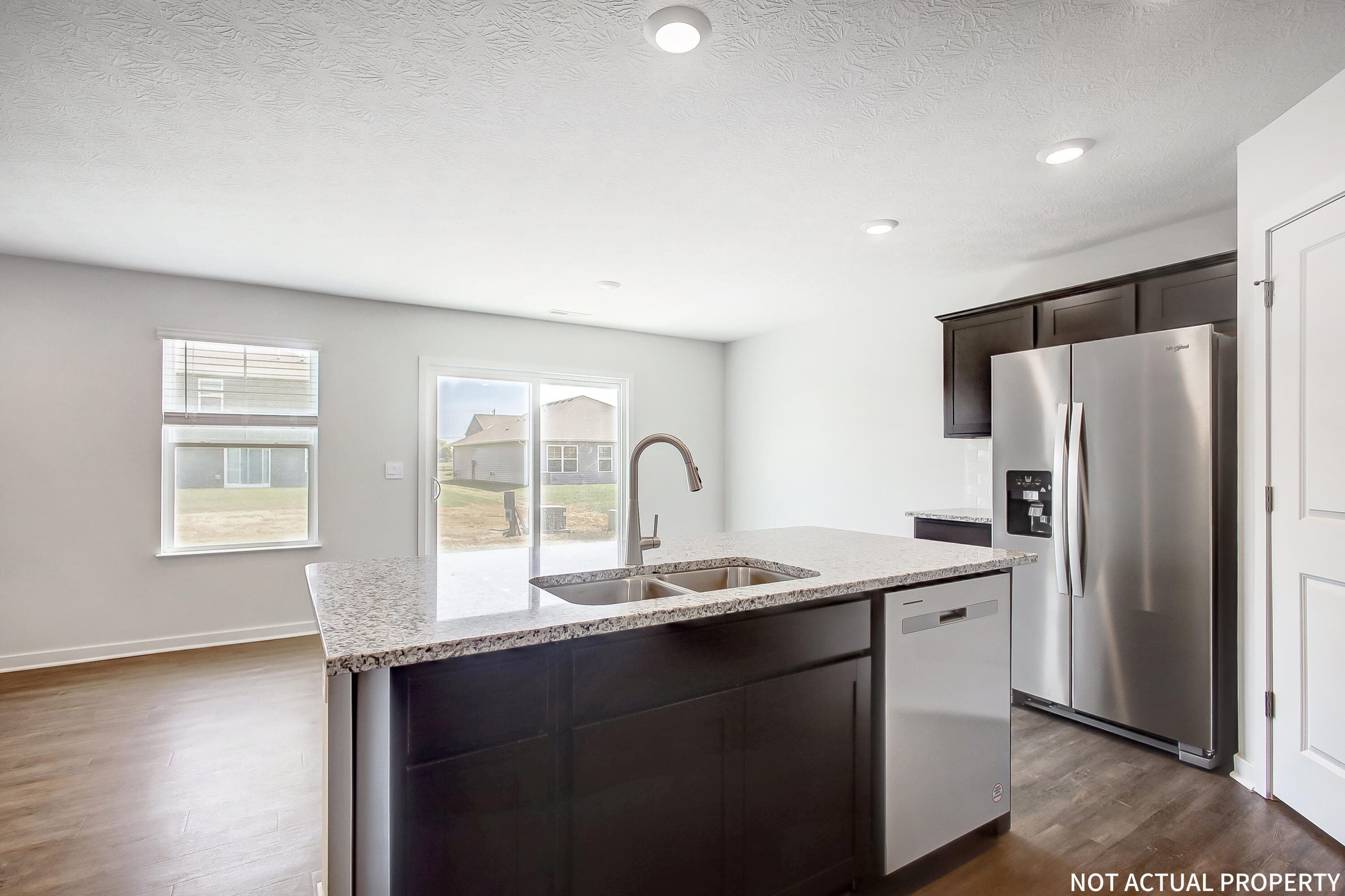 1137 Sherwood Loop Property Photo 10