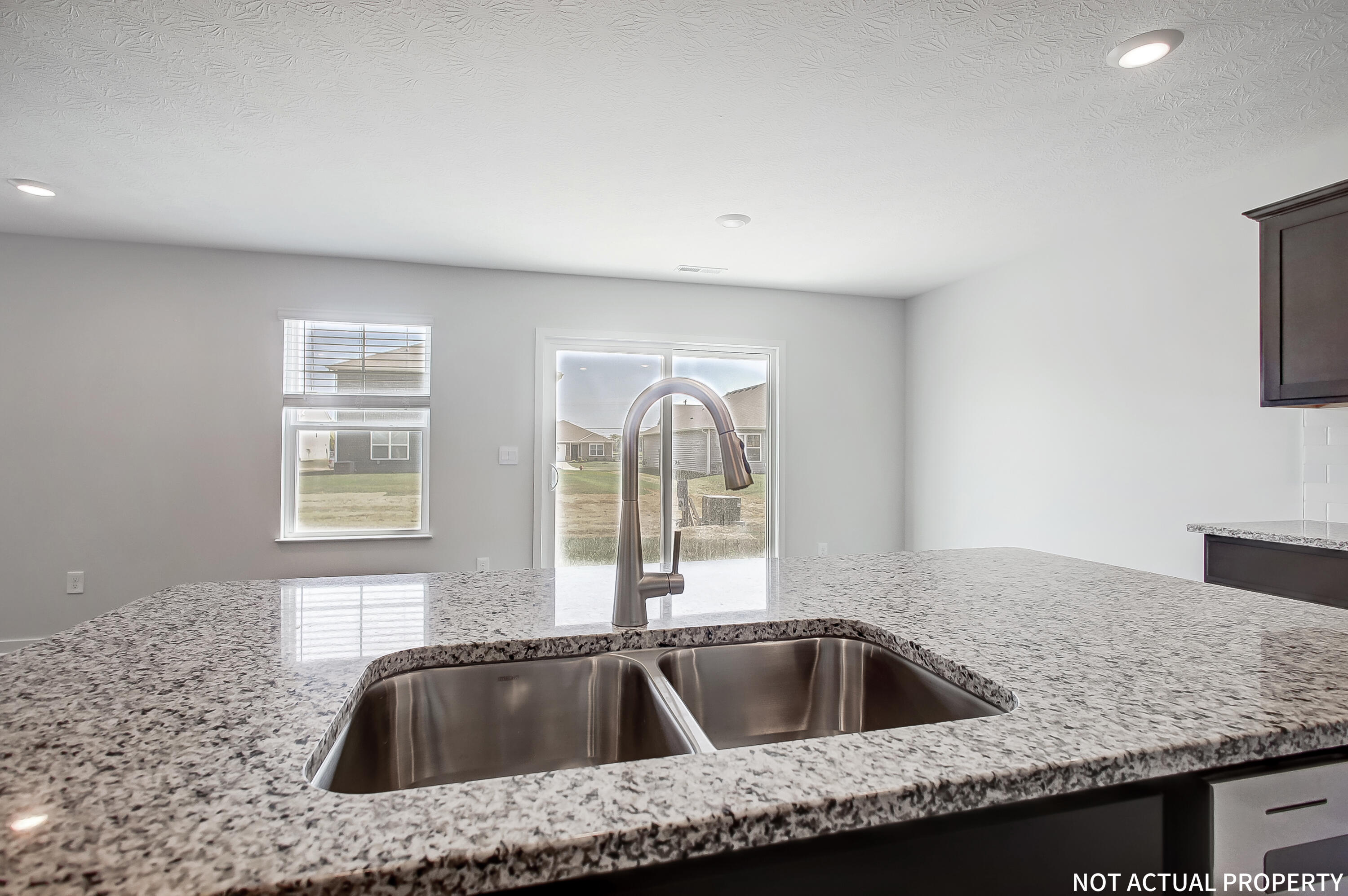 1137 Sherwood Loop Property Photo 11