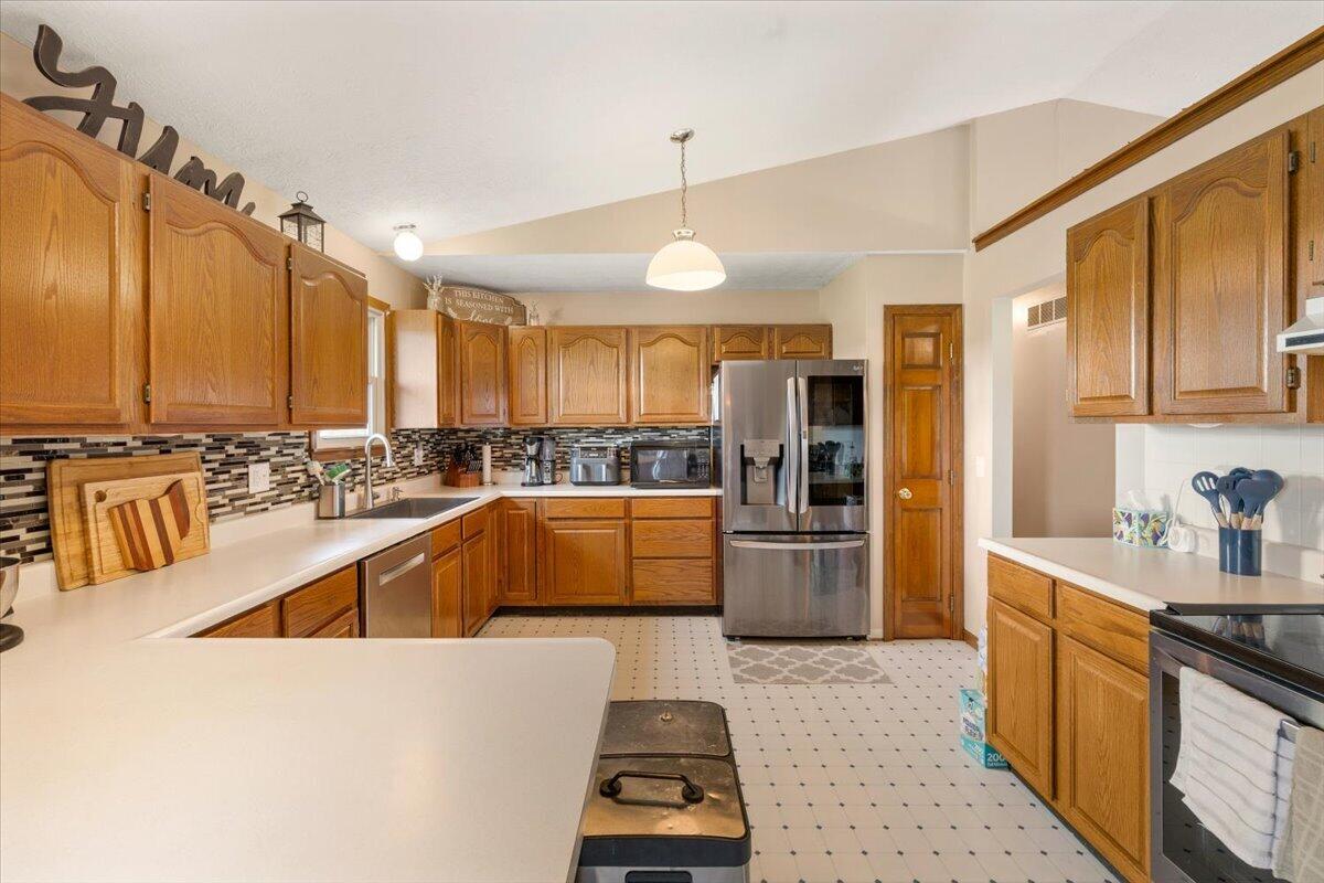 3333 Rocky Point Road Property Photo 11