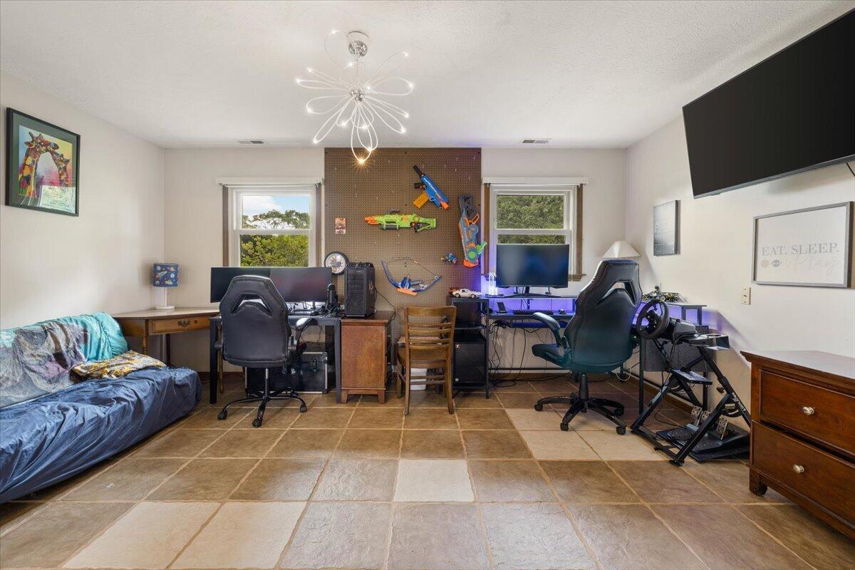 3333 Rocky Point Road Property Photo 25