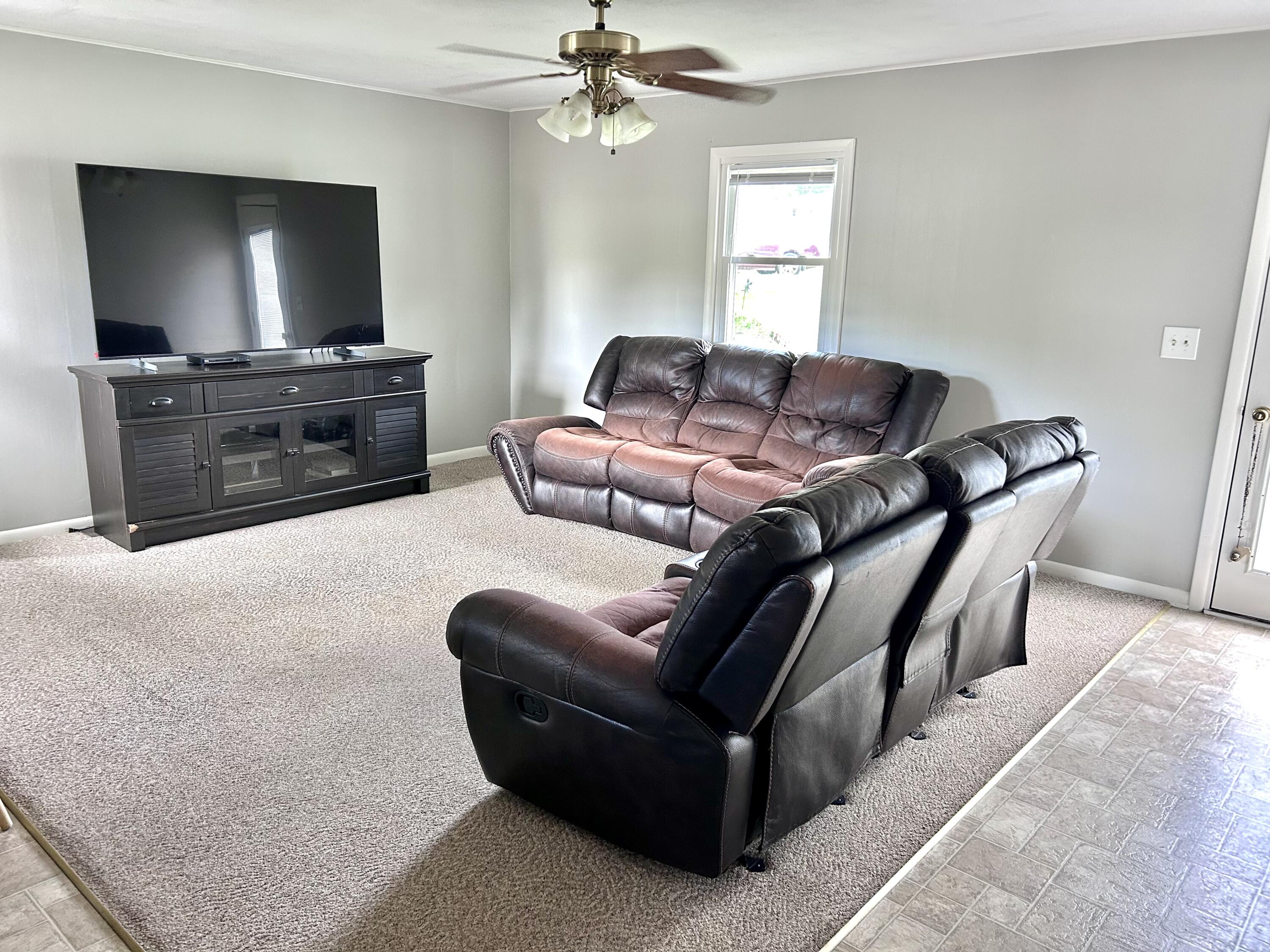 220 Terrence Drive Property Photo 11