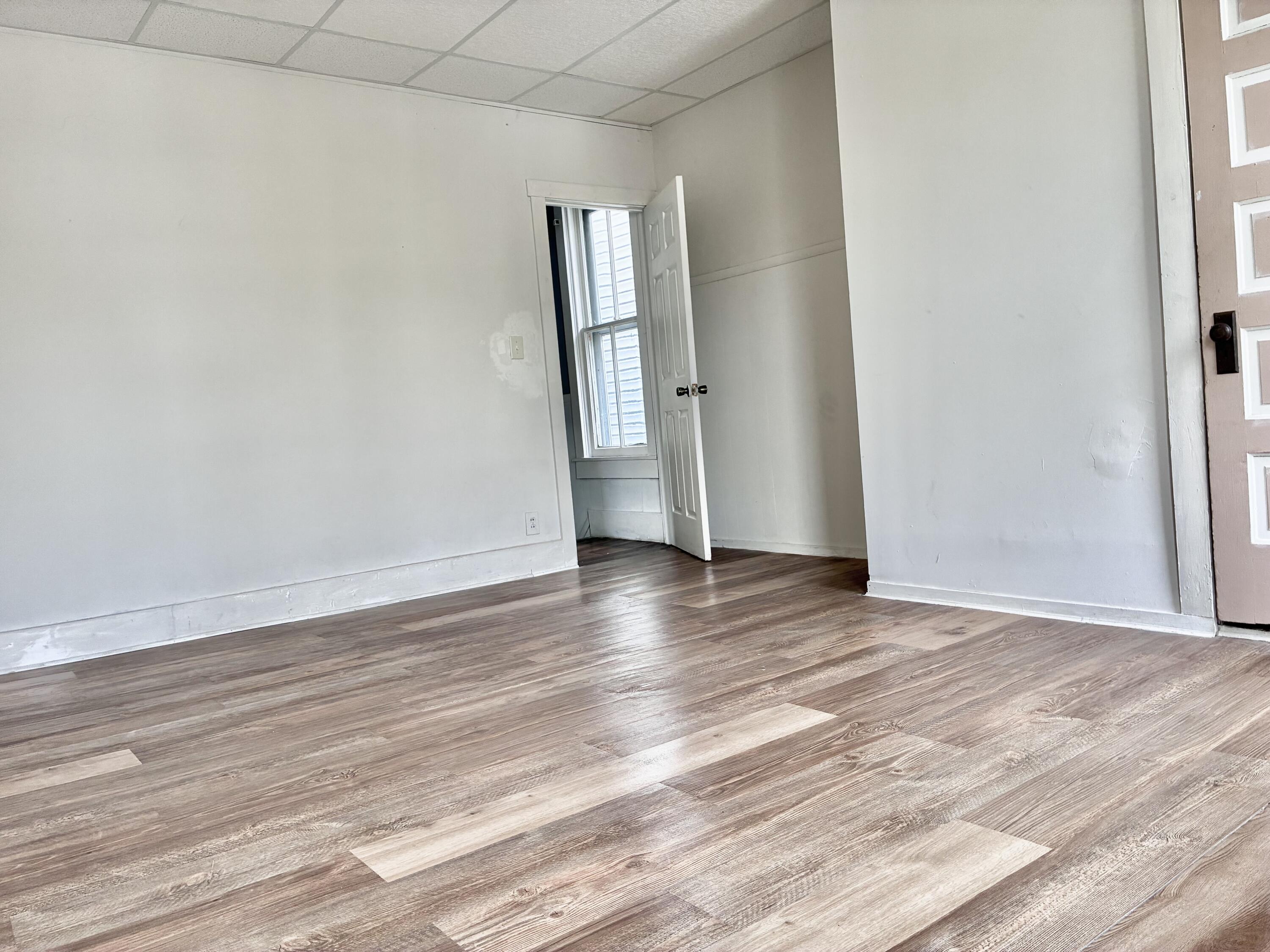 227 E Northern Avenue Property Photo 17