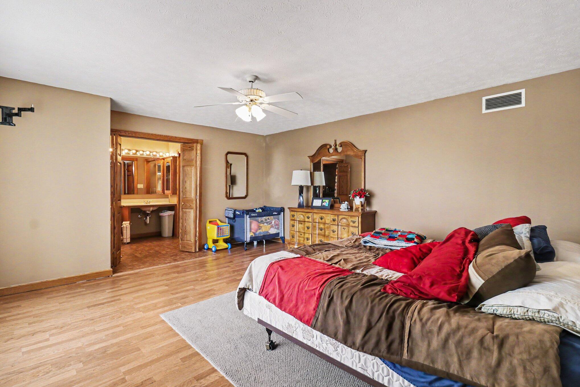4978 Buschor Road Property Photo 18