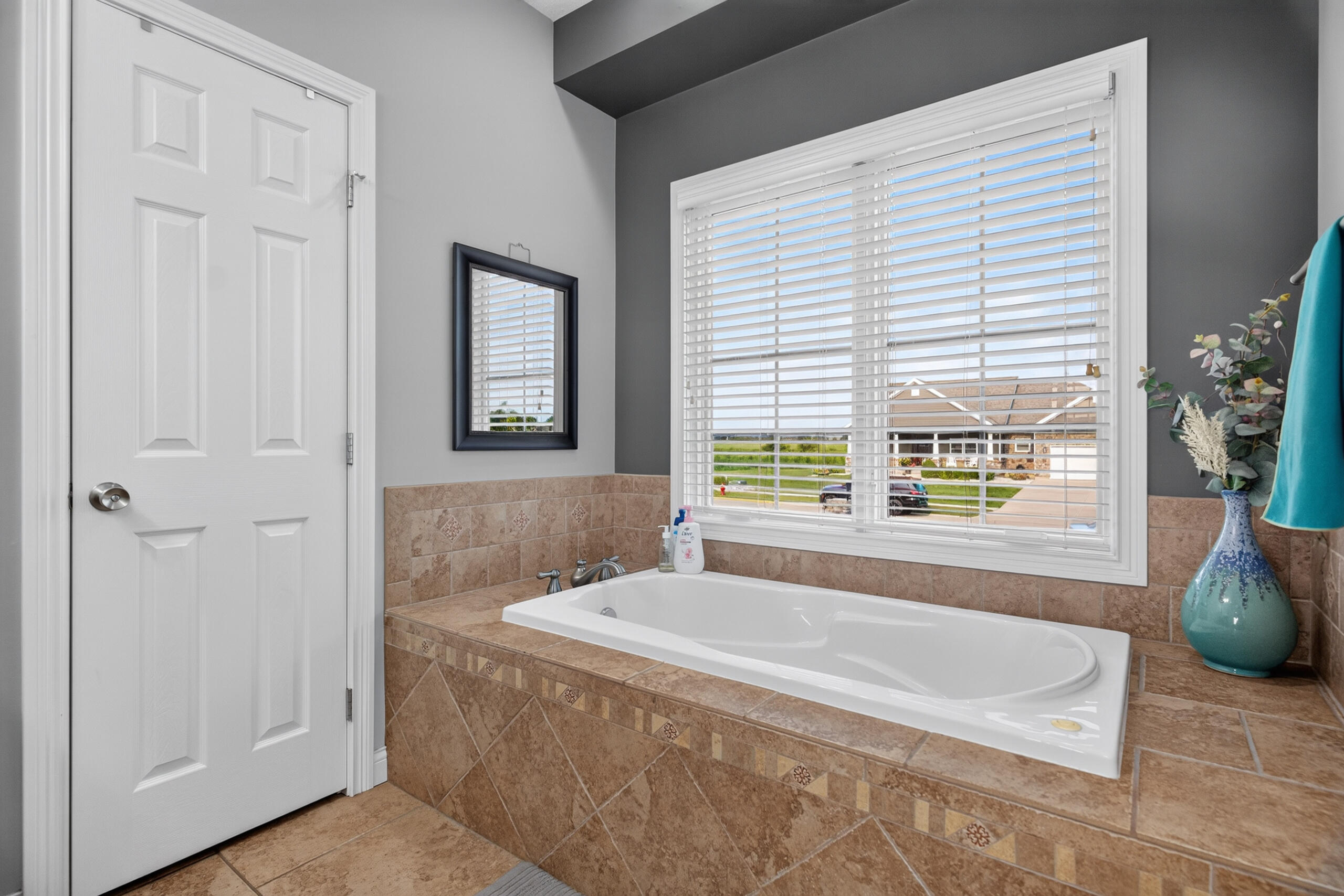 111 Brentwood Court Property Photo 30