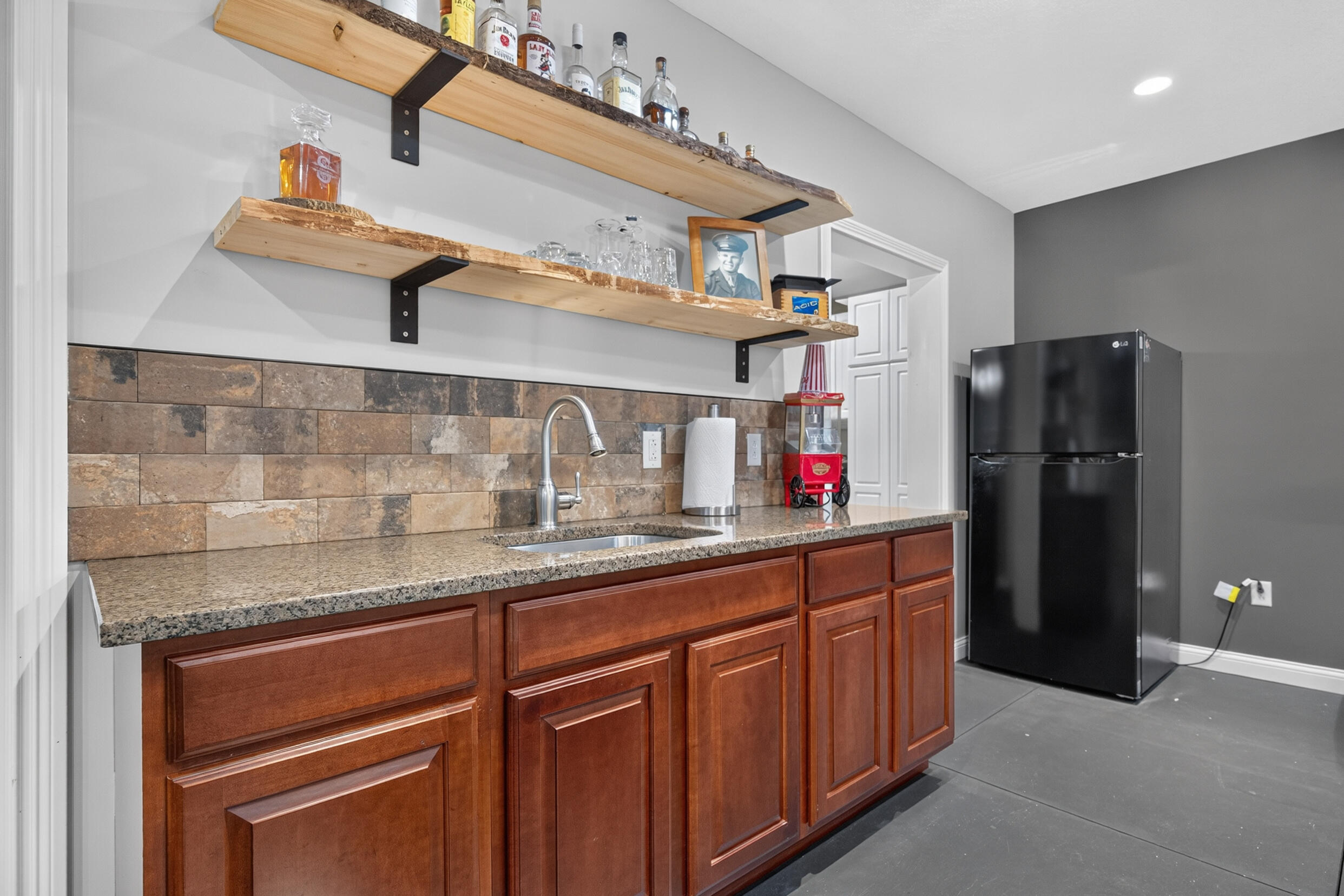 111 Brentwood Court Property Photo 45