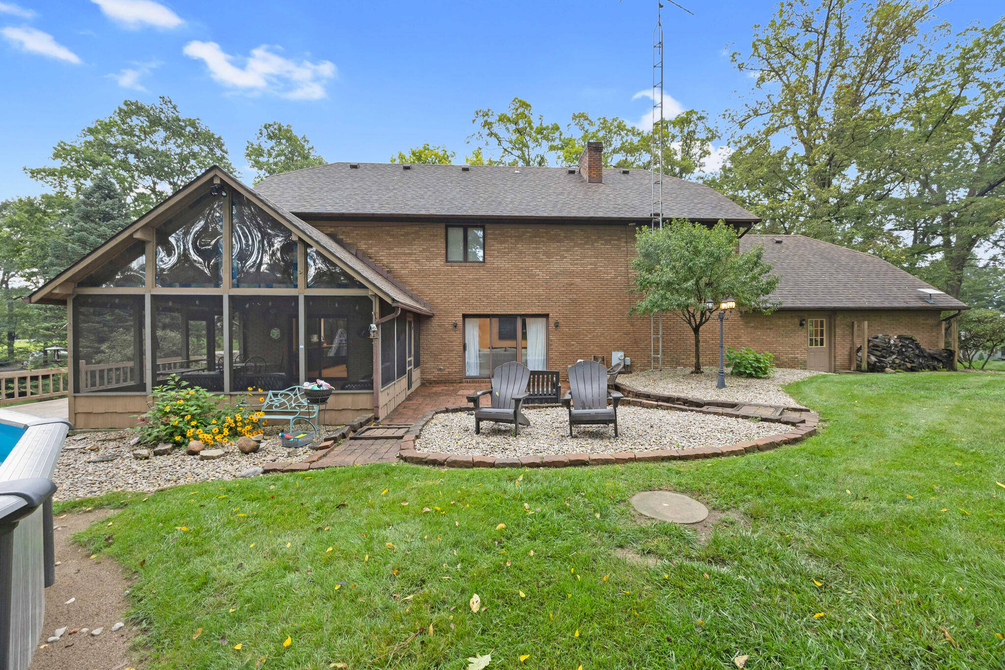 100 Tanglewood Drive Property Photo 11