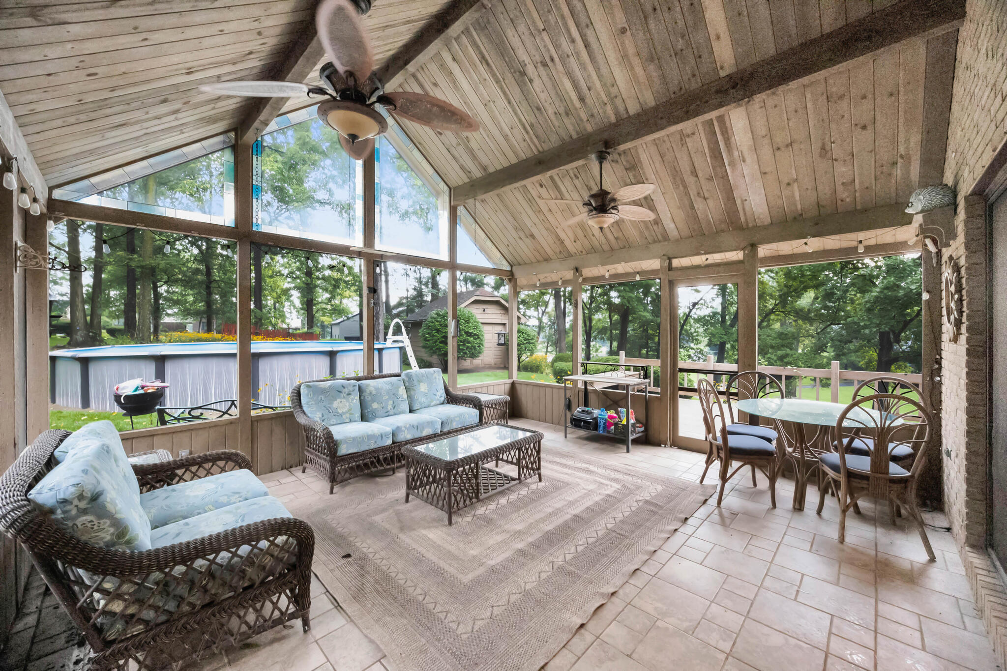 100 Tanglewood Drive Property Photo 12