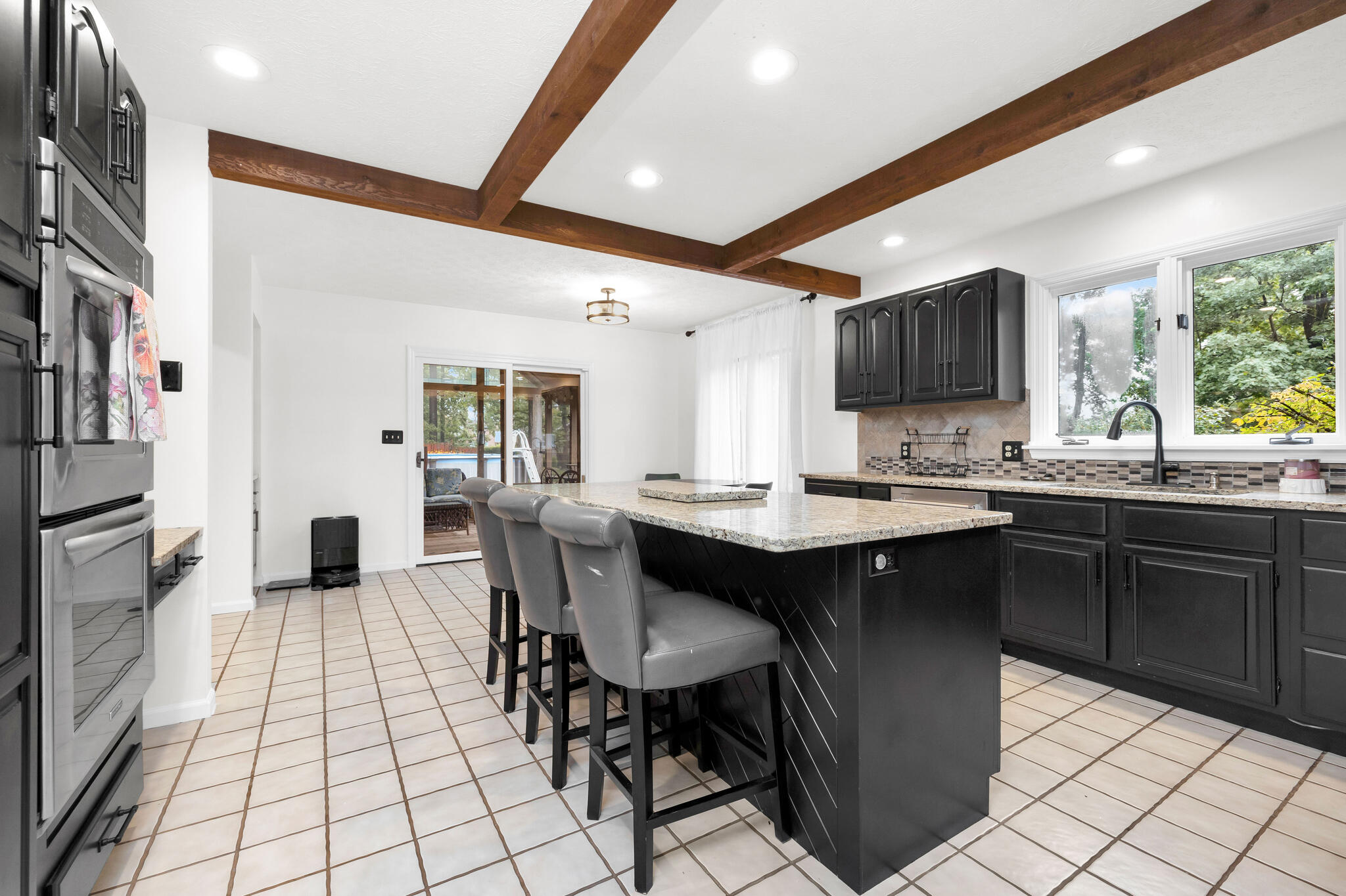 100 Tanglewood Drive Property Photo 30