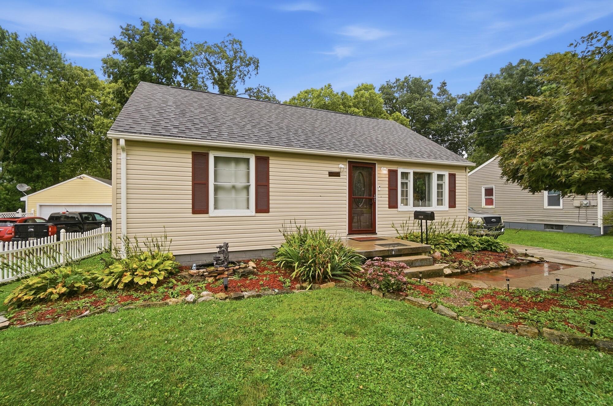 1310 Texas Avenue Property Photo 1