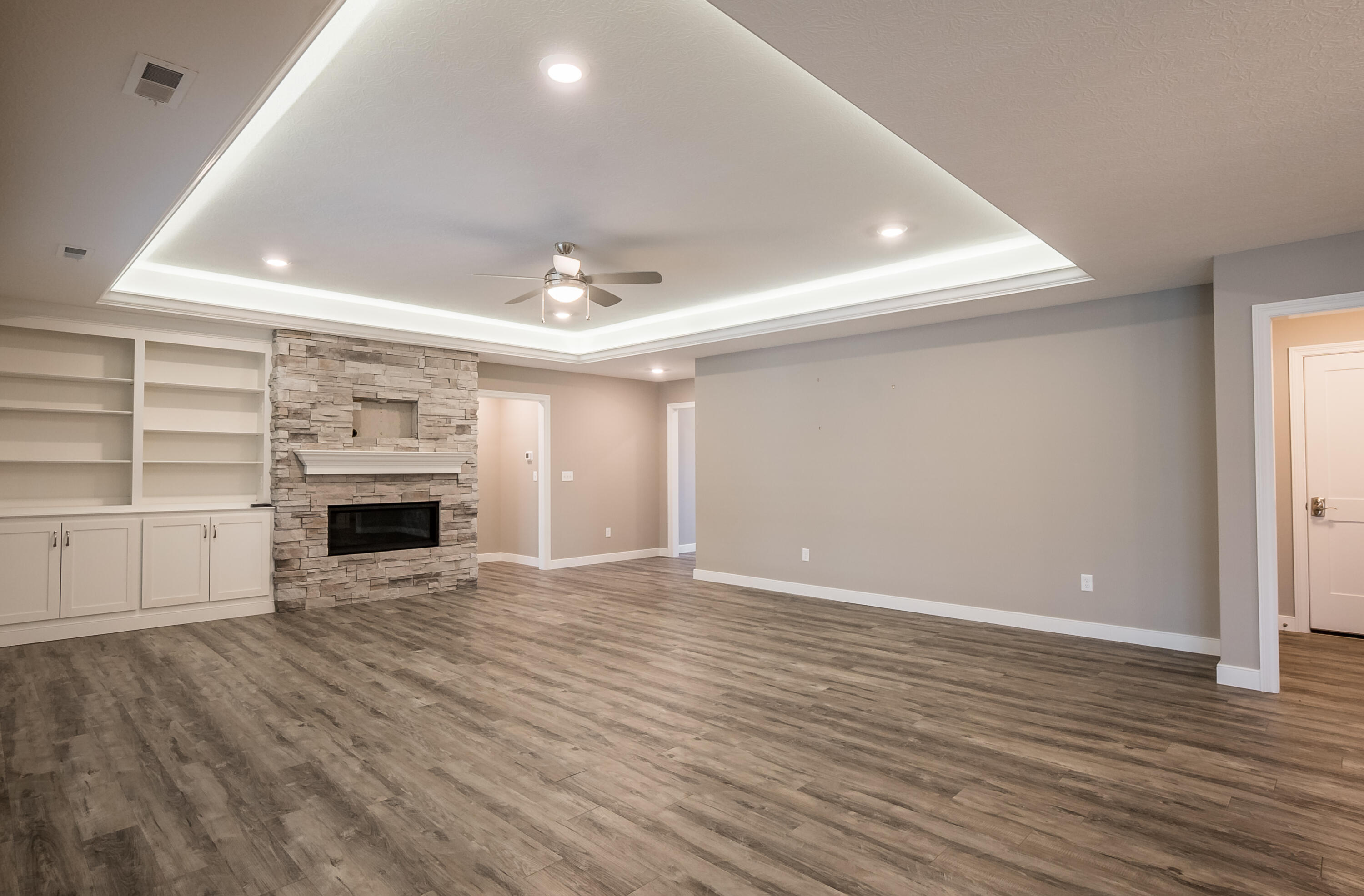 607 W Bentley Circle Property Photo 10