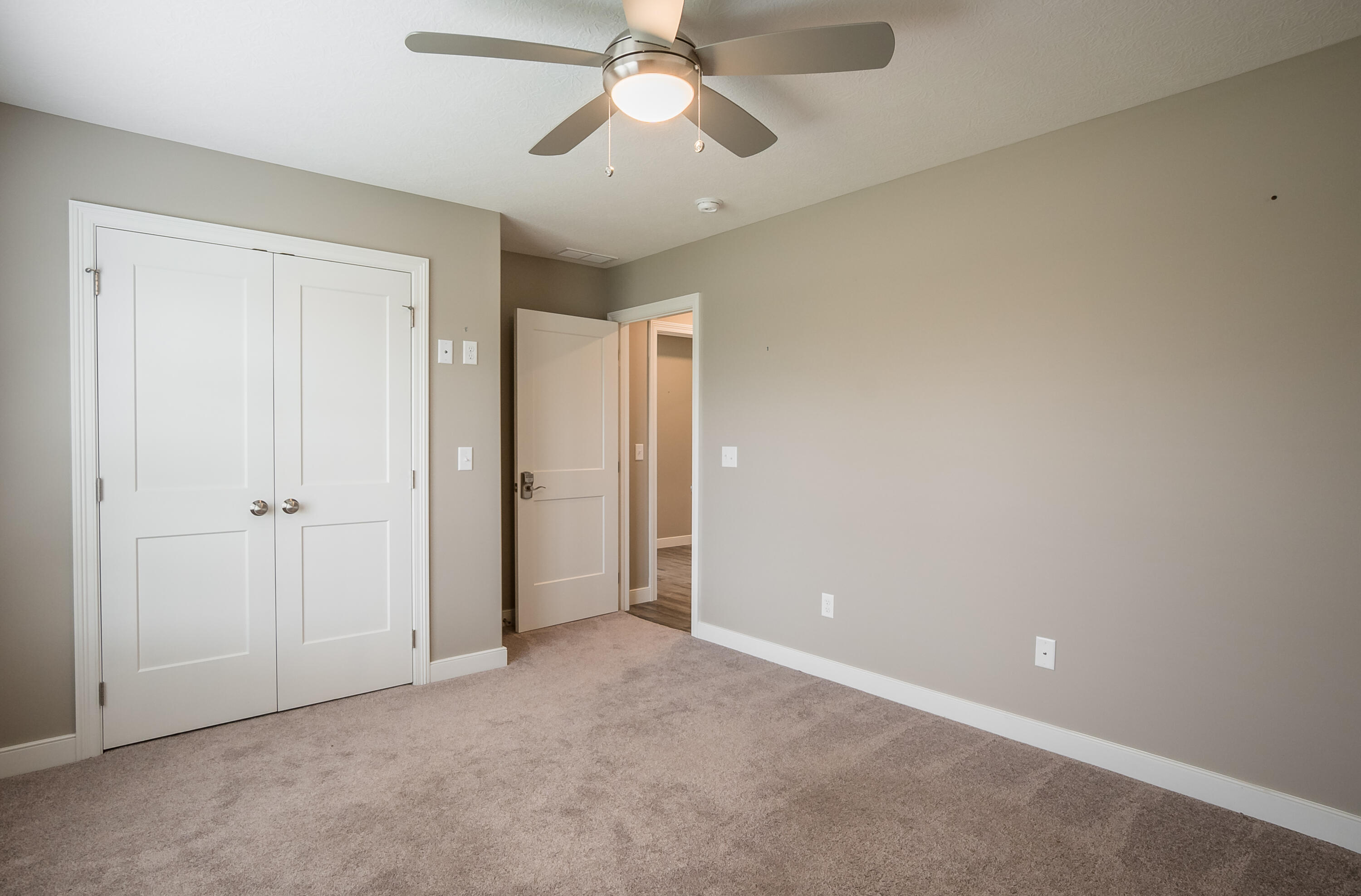 607 W Bentley Circle Property Photo 23