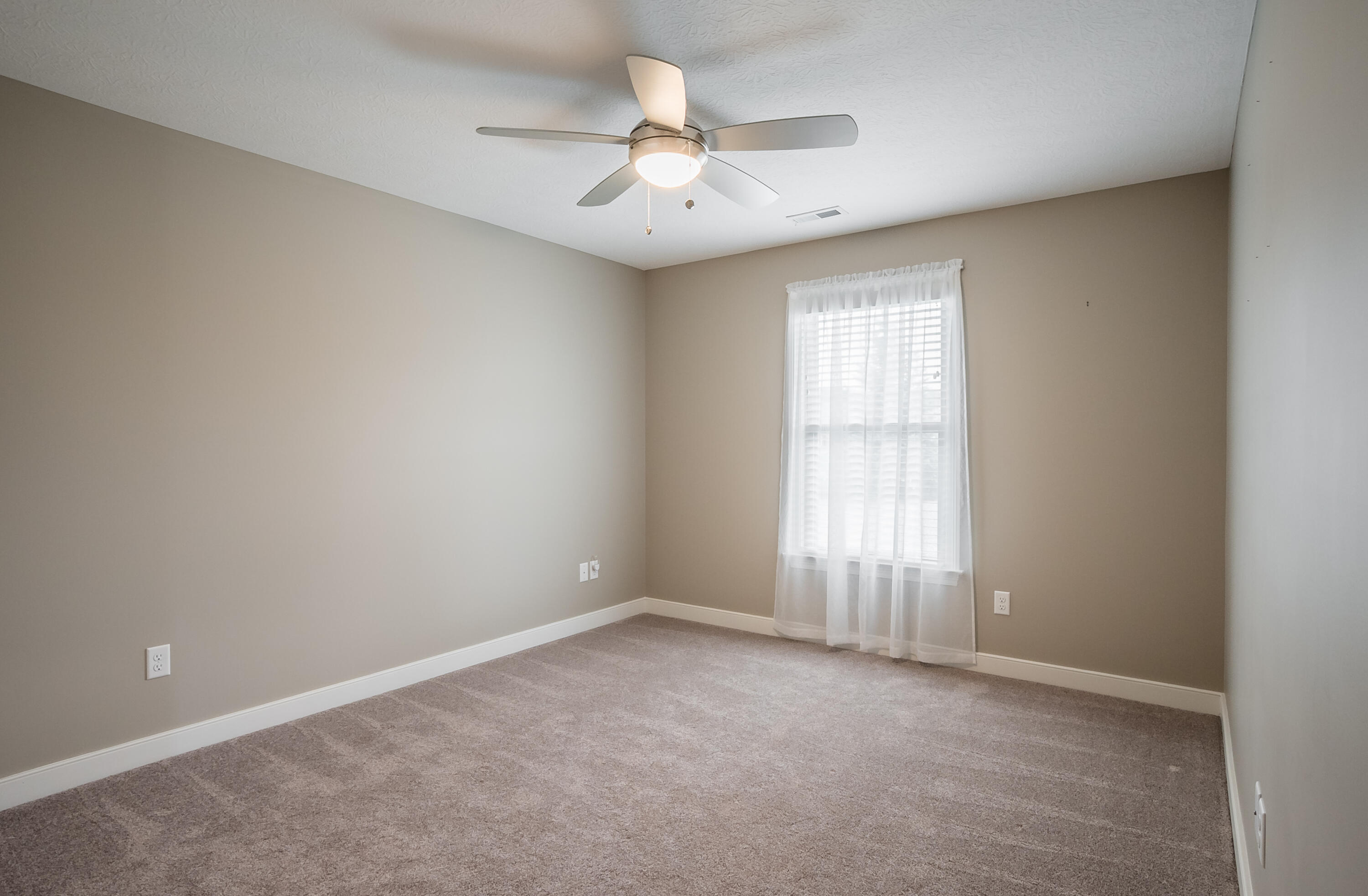 607 W Bentley Circle Property Photo 25