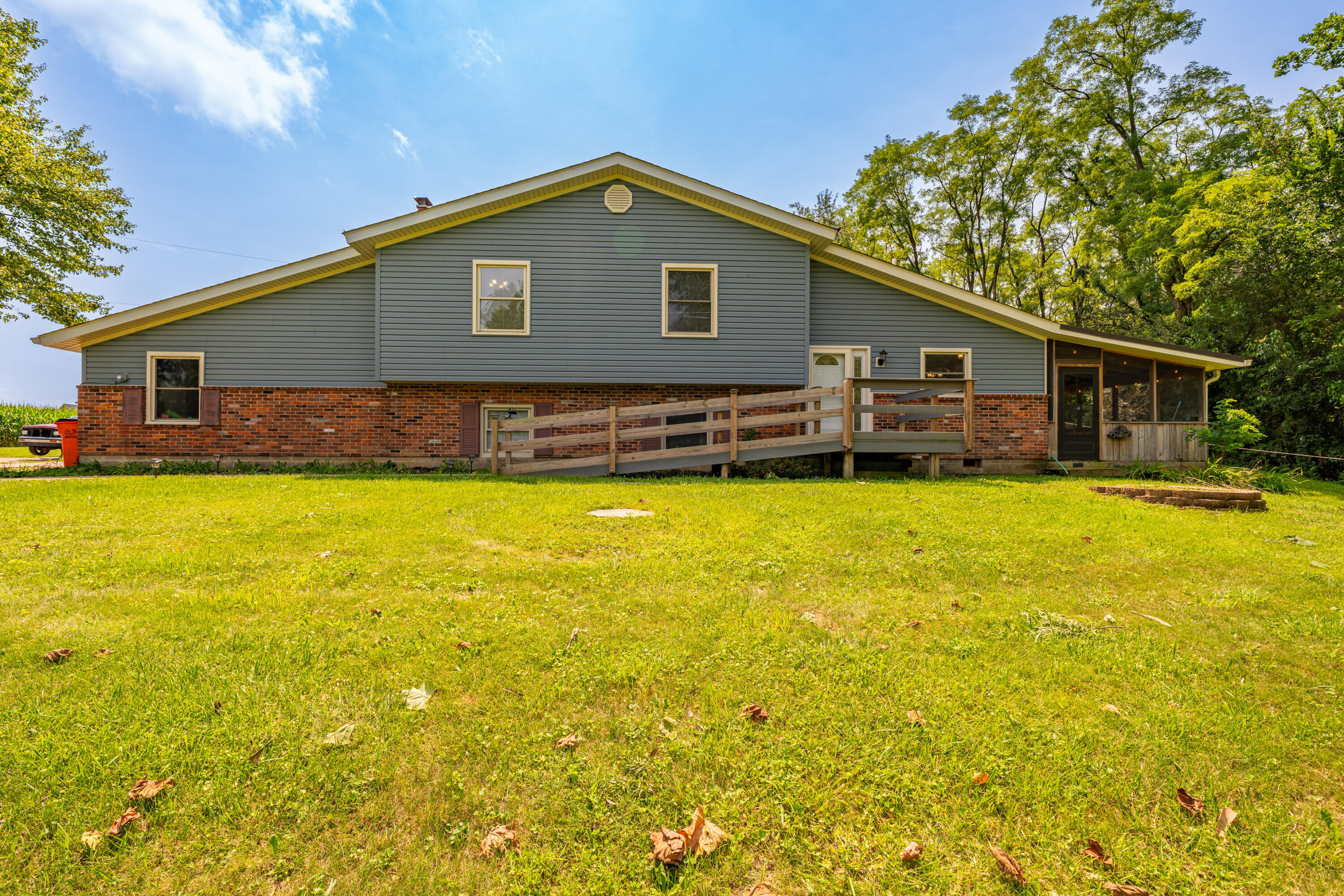 9901 Ballentine Pike Property Photo 1