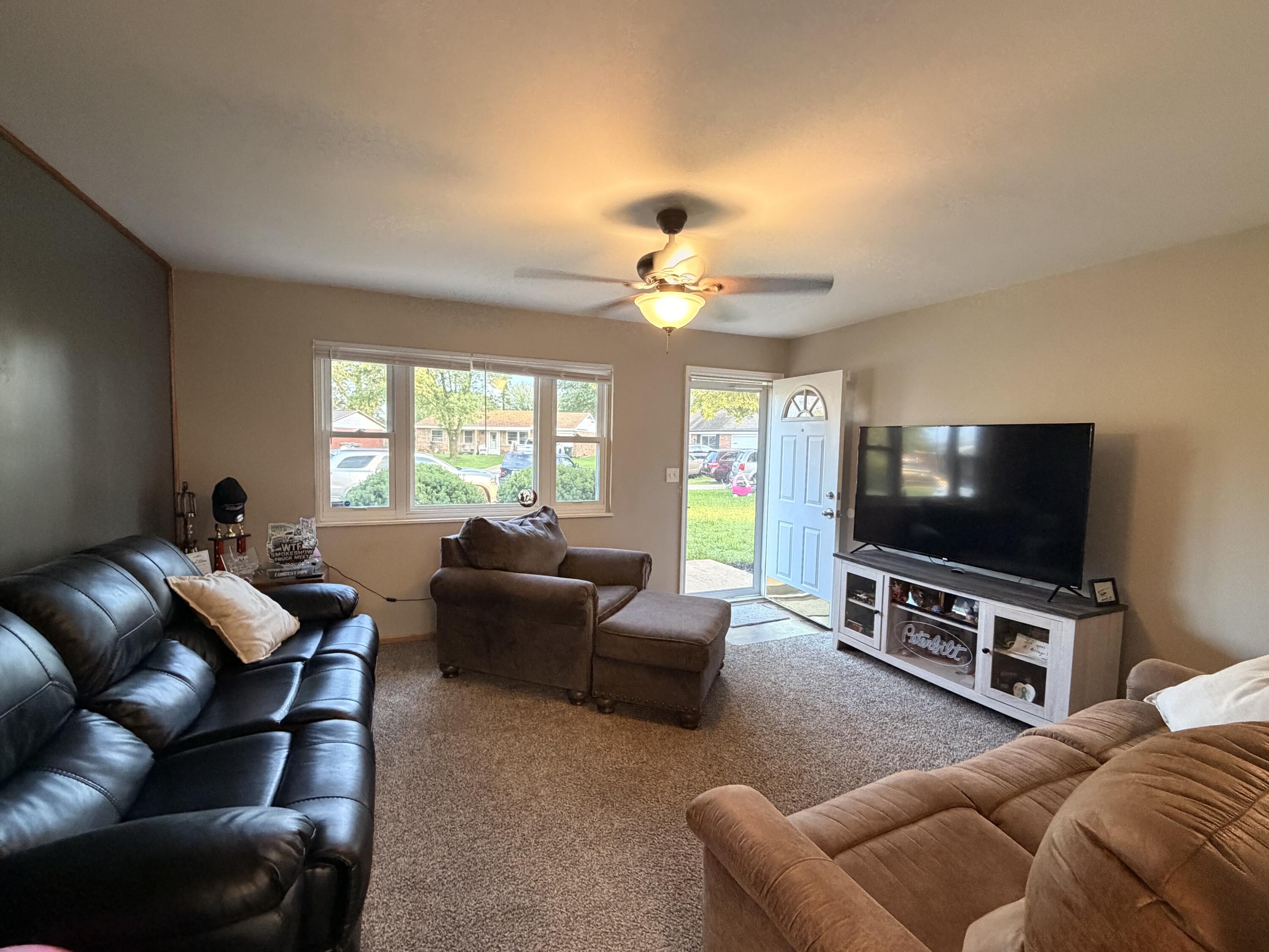 1624 Willow Place Property Photo 6