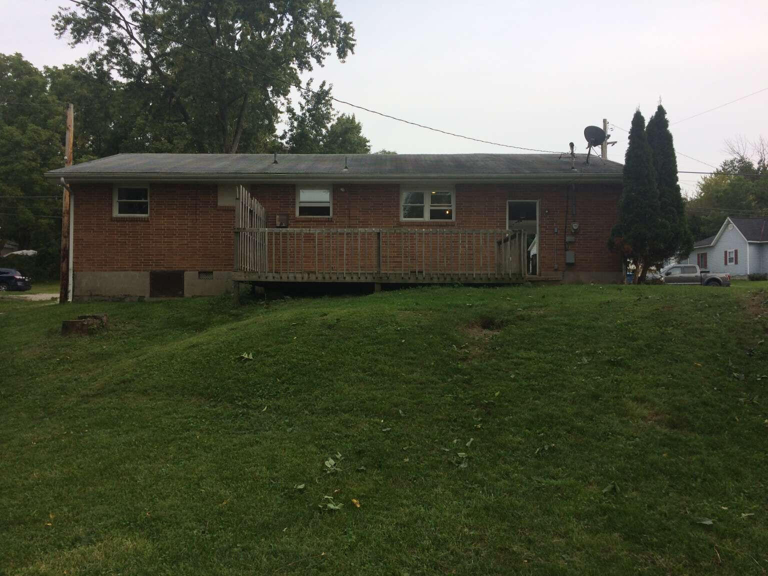 419 Riverside Drive Property Photo 3