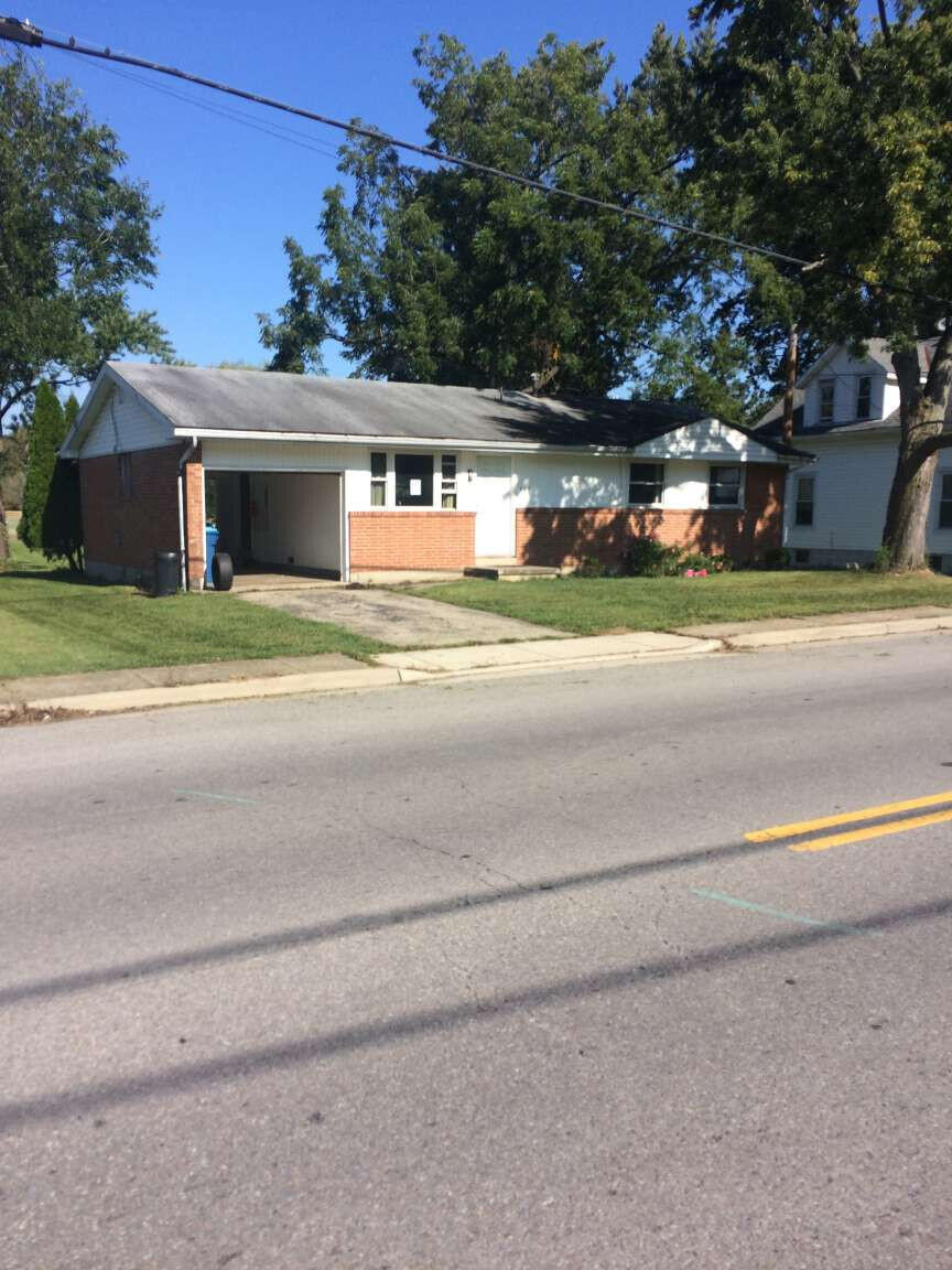 419 Riverside Drive Property Photo 4