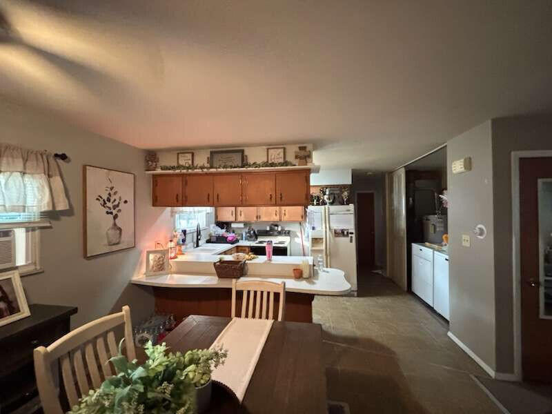 419 Riverside Drive Property Photo 6