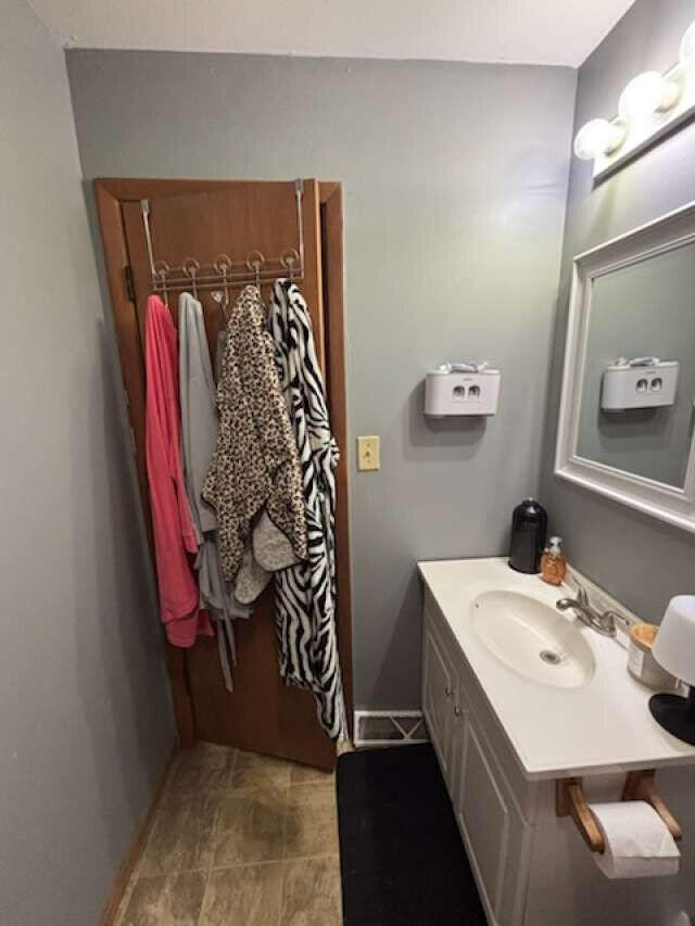 419 Riverside Drive Property Photo 13