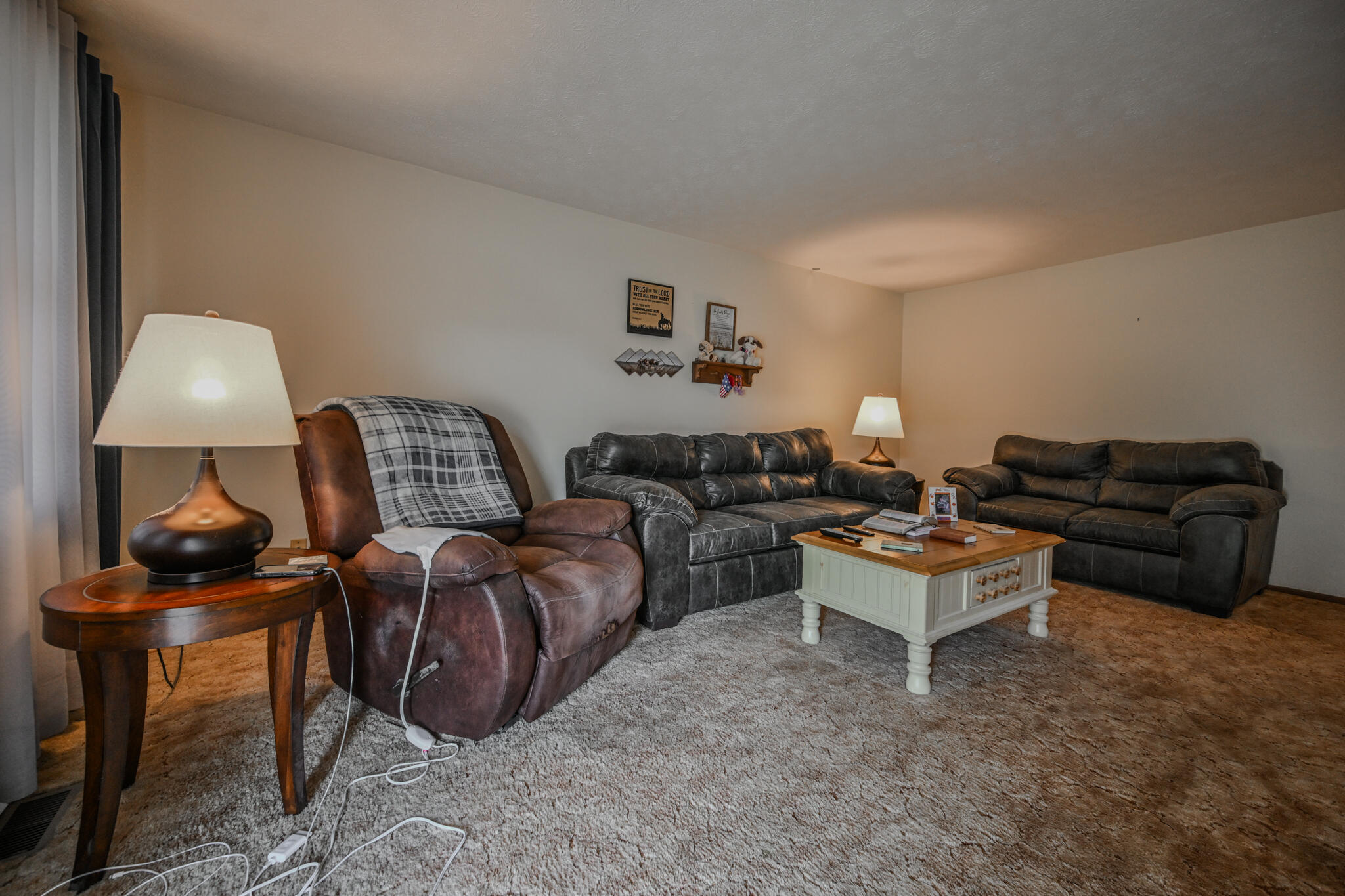 3051 Argonne Lane Property Photo 5