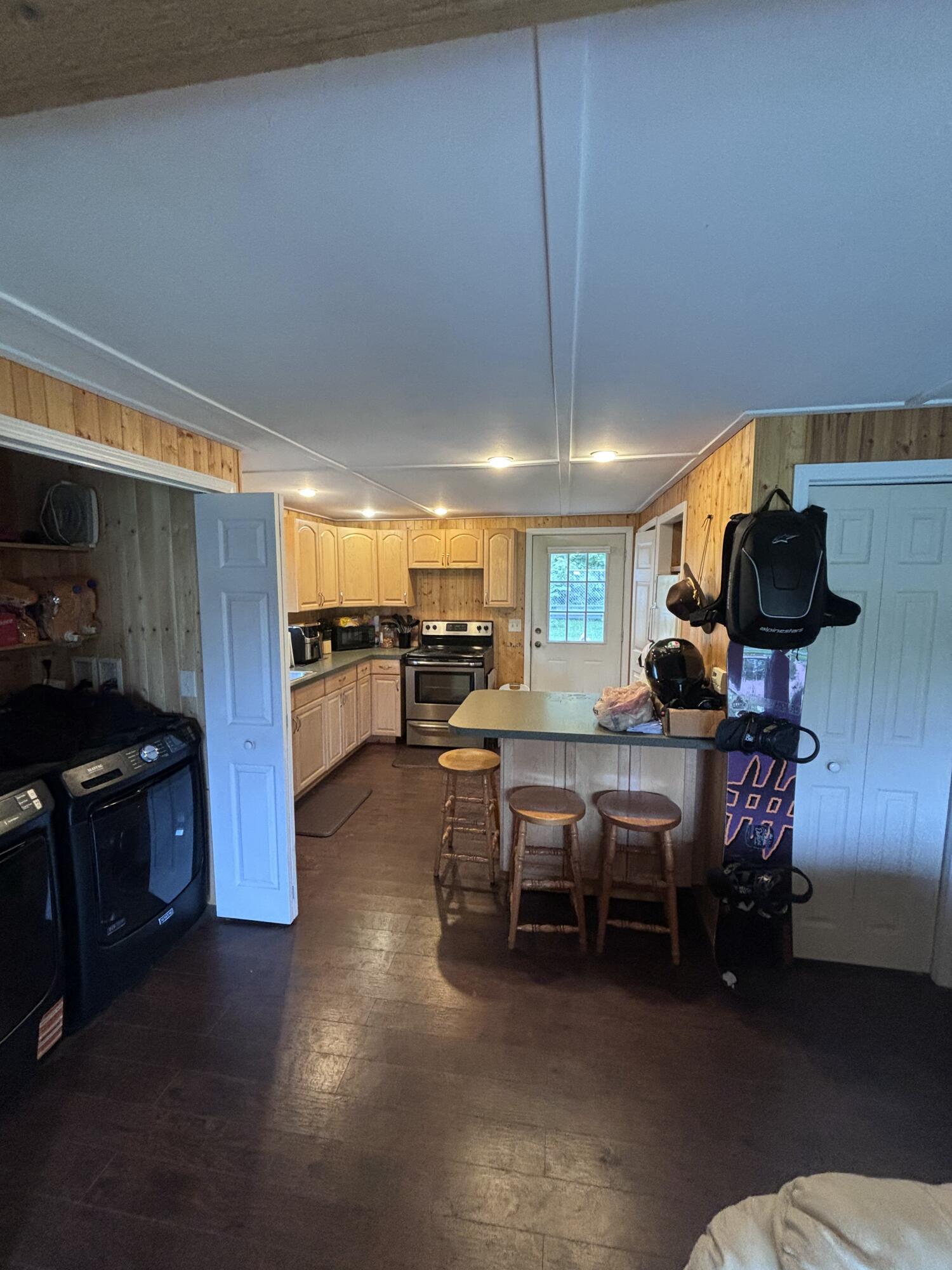 12063 Hickory Drive Property Photo 12