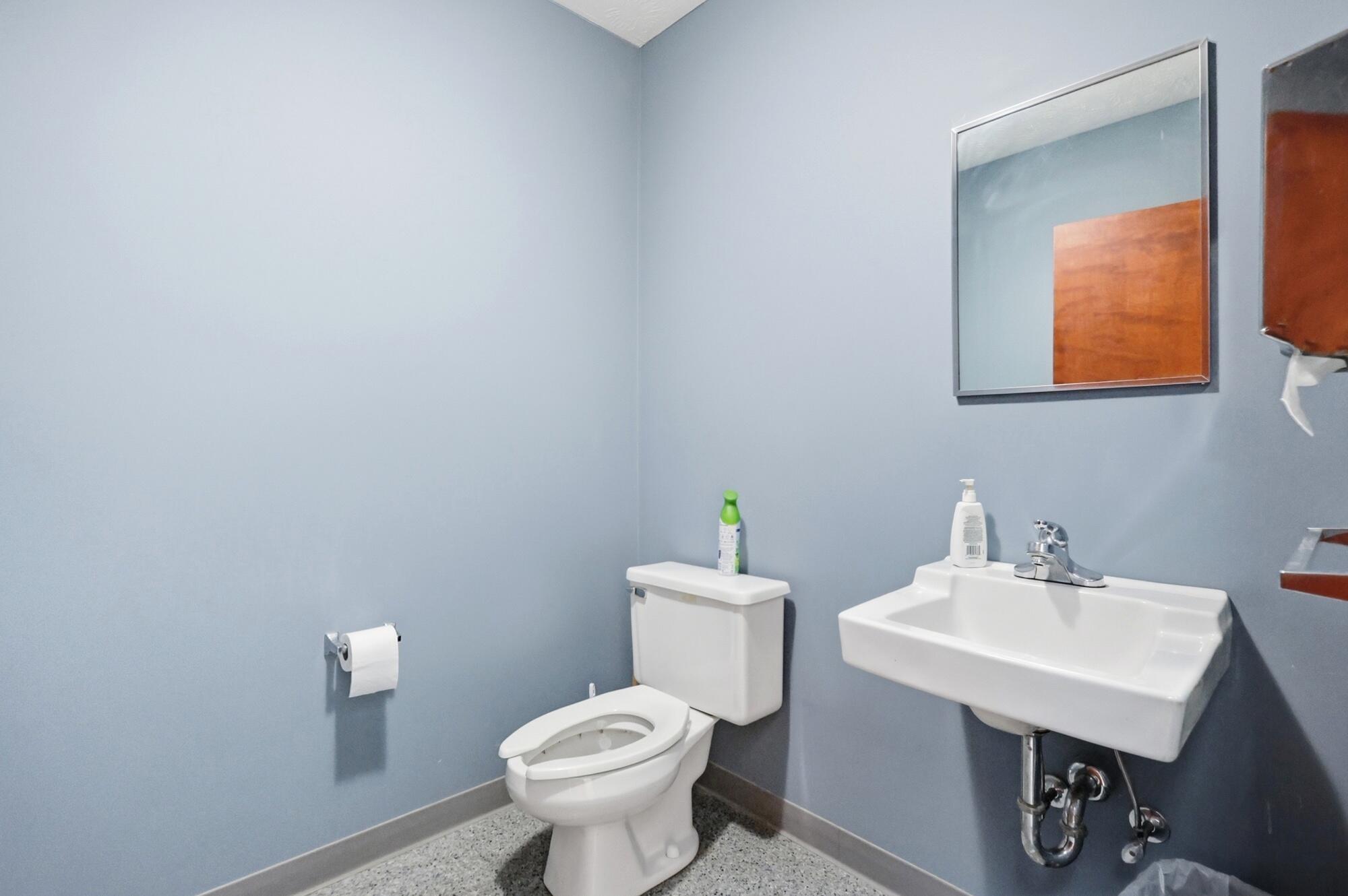415 E Home Road Property Photo 30