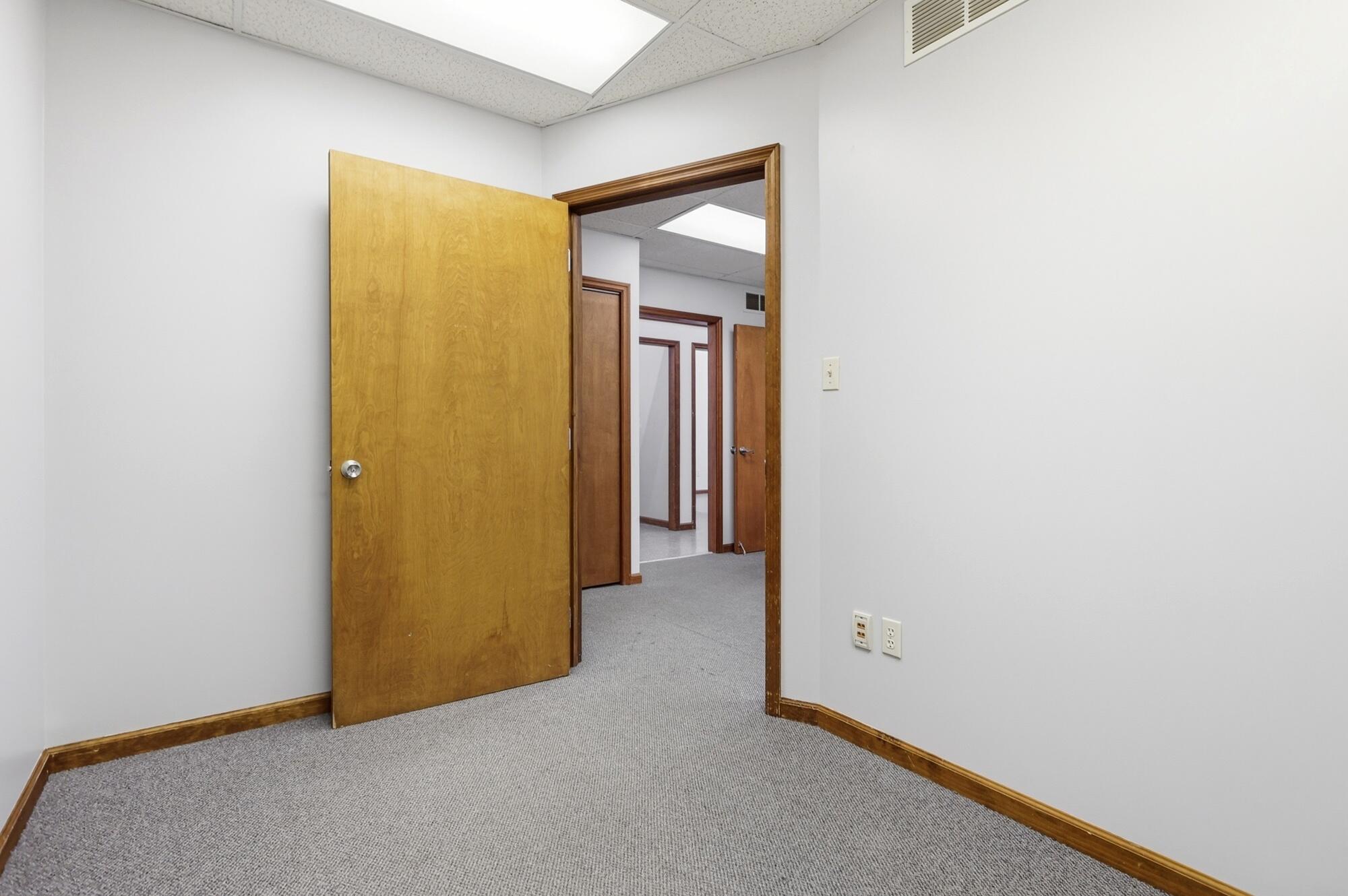 415 E Home Road Property Photo 52
