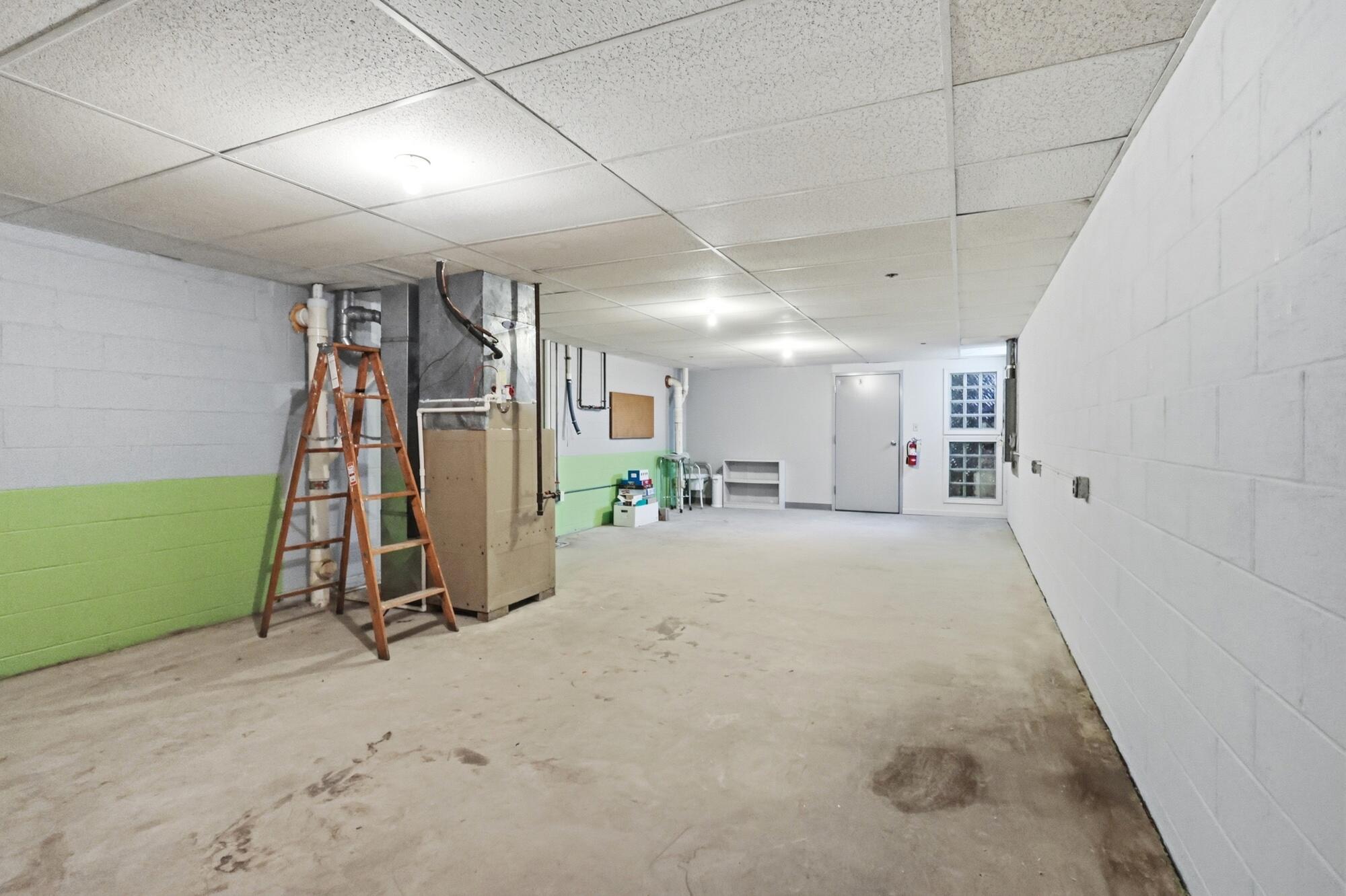 415 E Home Road Property Photo 64
