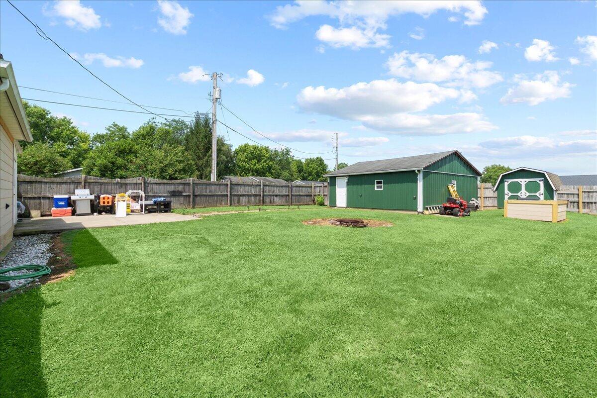 426 W Light Street Property Photo 12