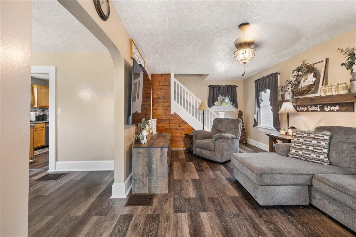 1115 Beacon Street Property Photo 13