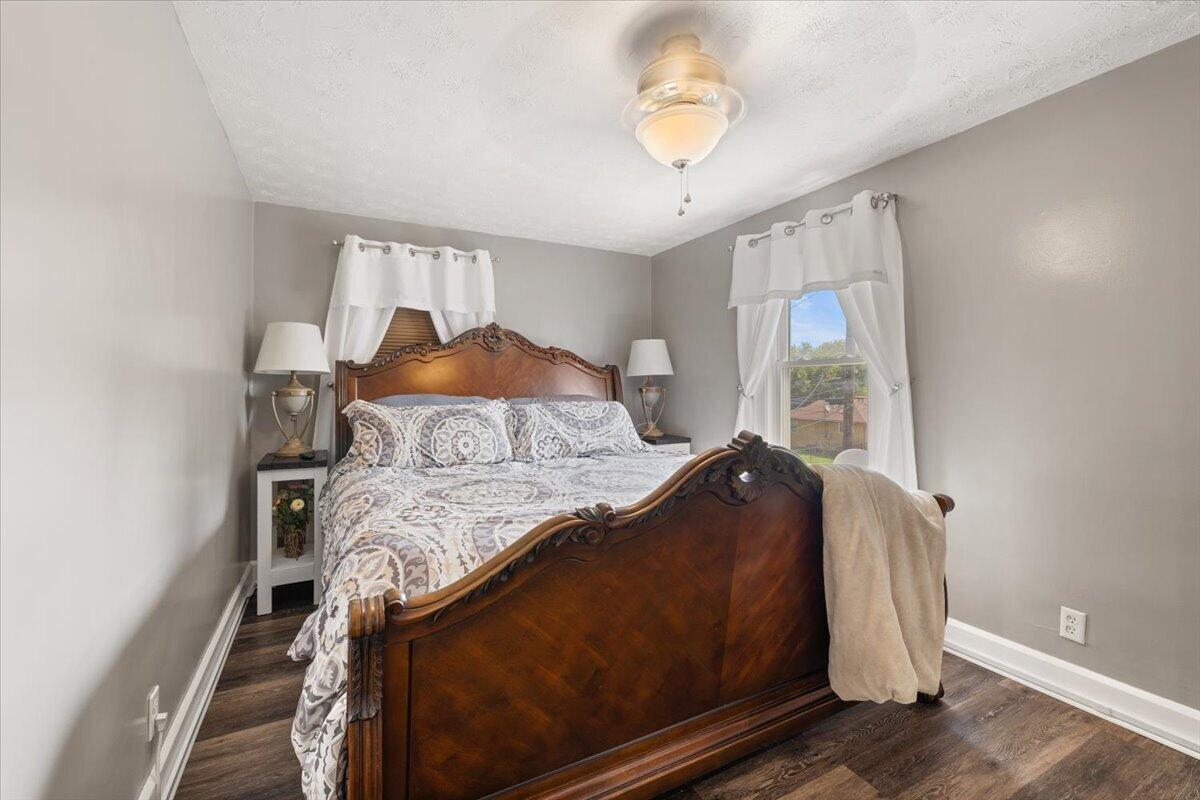 1115 Beacon Street Property Photo 32