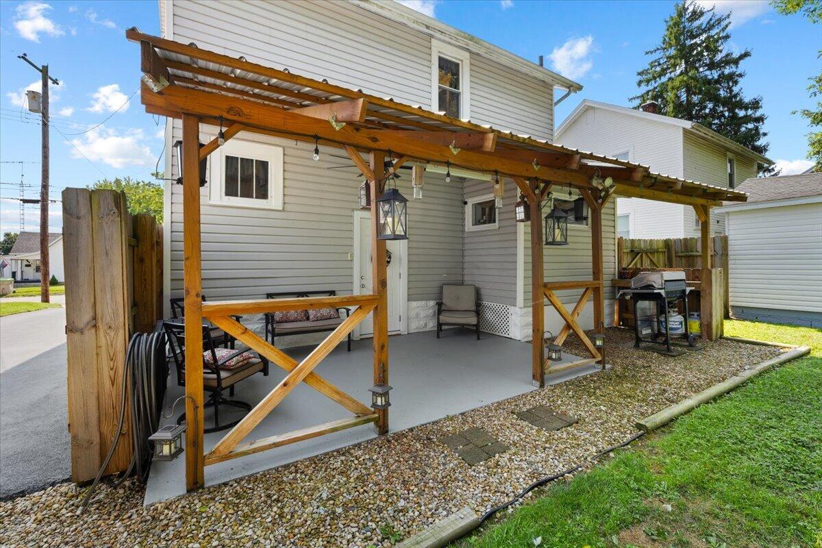 1115 Beacon Street Property Photo 34