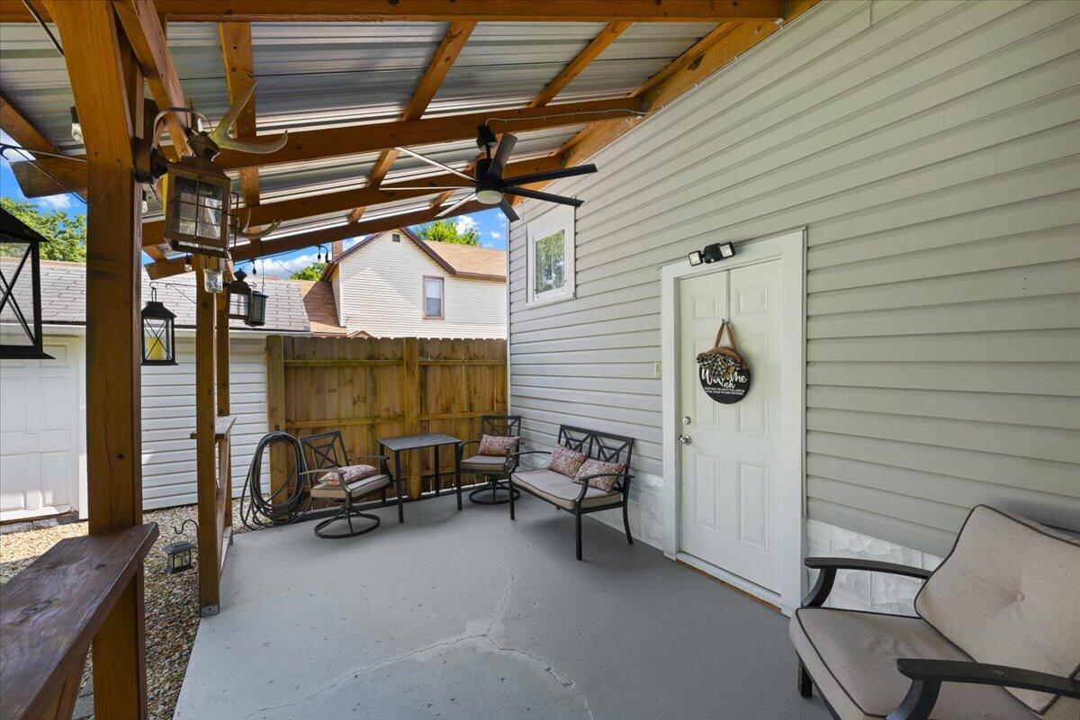 1115 Beacon Street Property Photo 35
