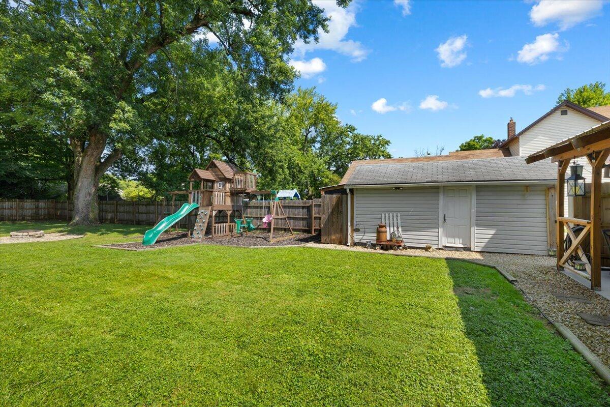1115 Beacon Street Property Photo 38