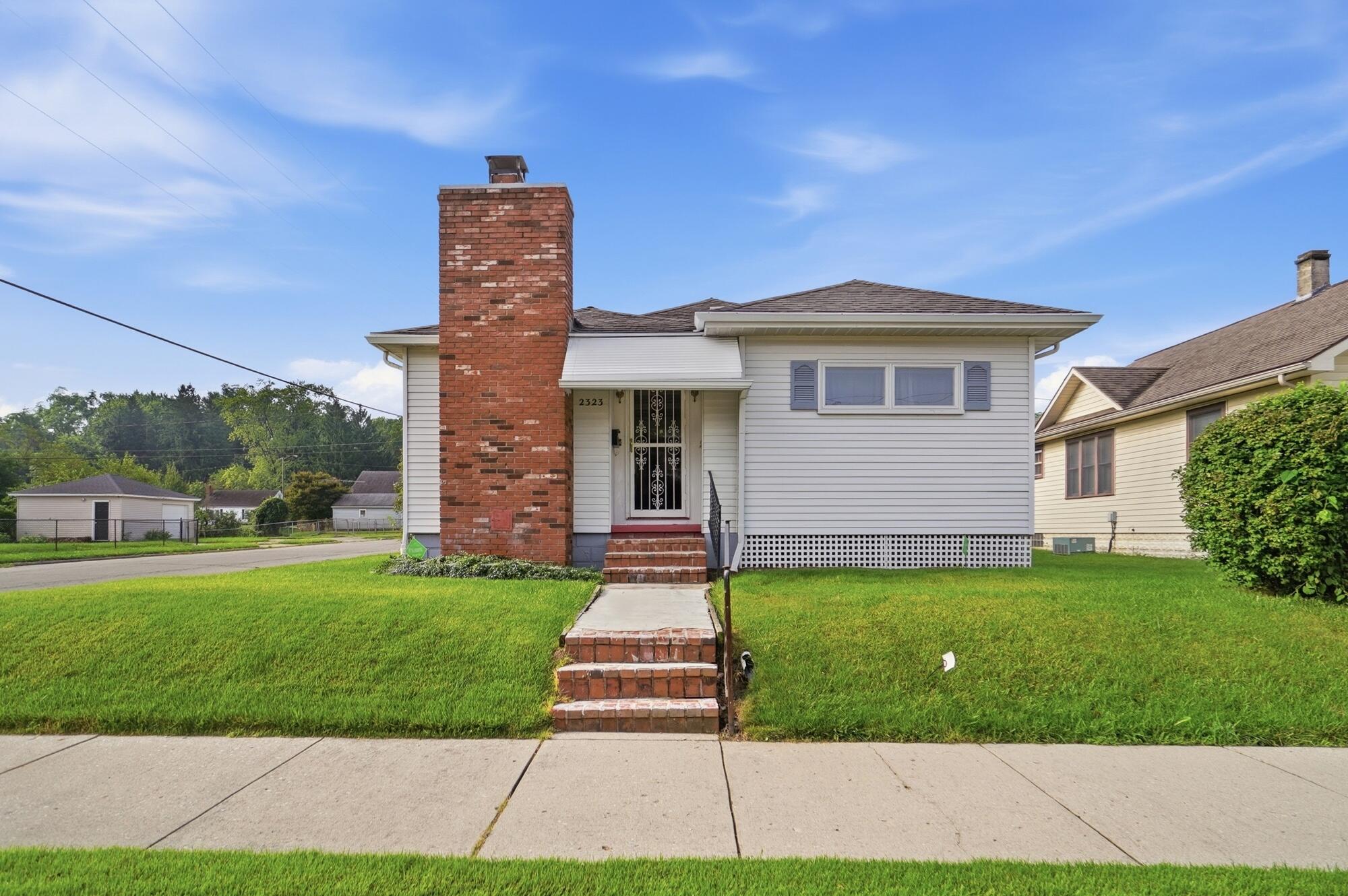 2323 Beatrice Street
