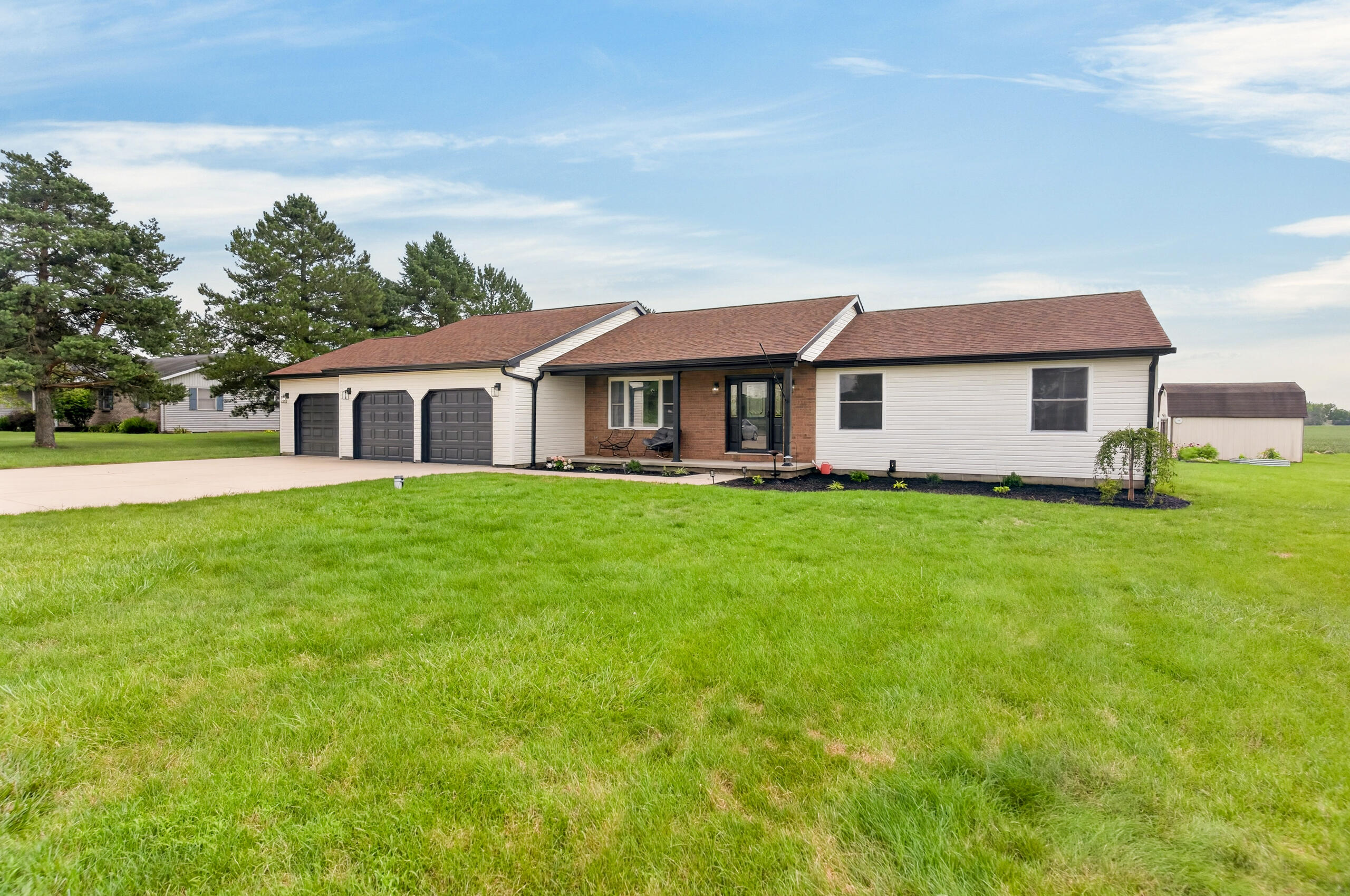 17212 Sharp Road Property Photo 6