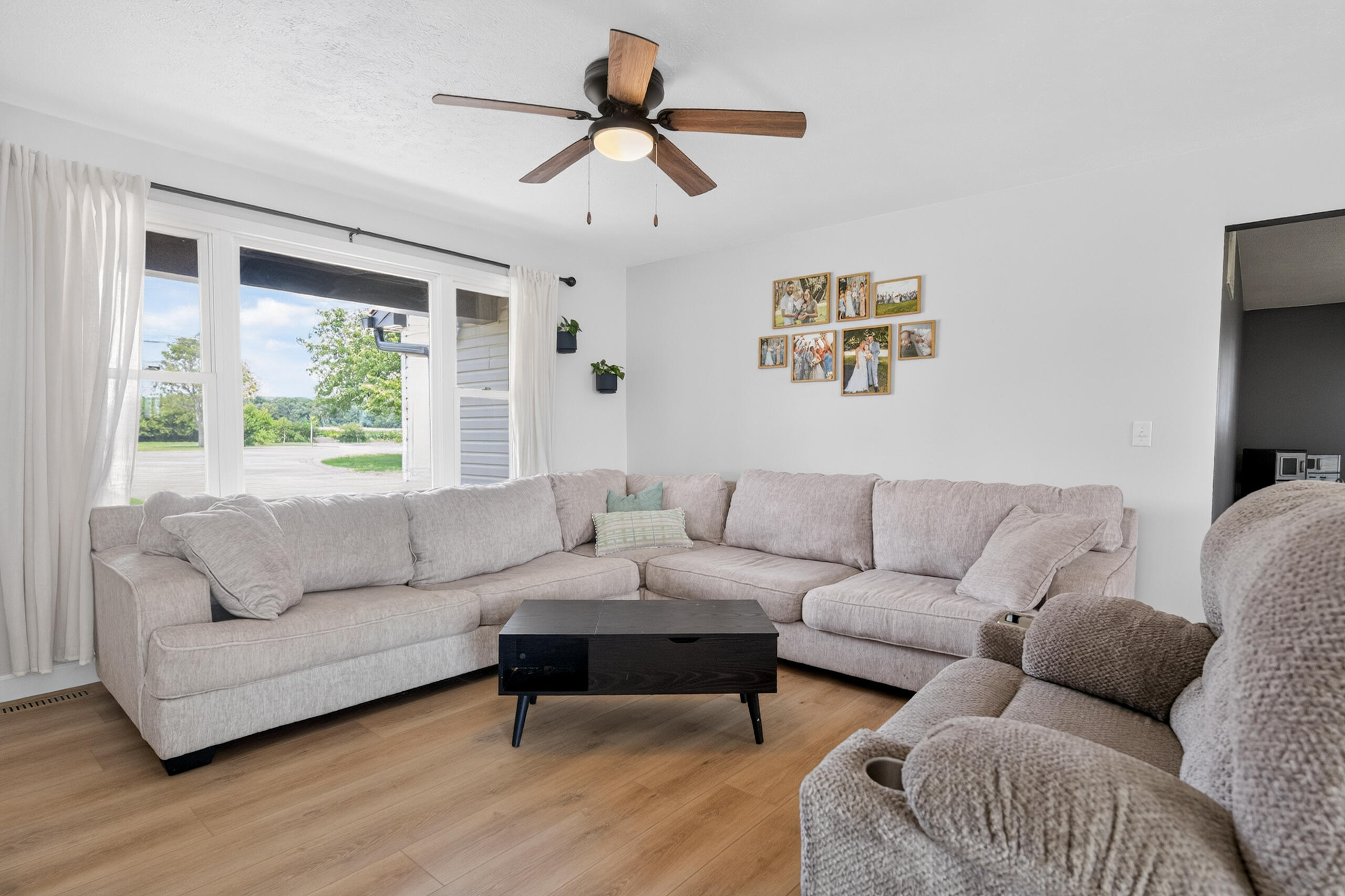 17212 Sharp Road Property Photo 10