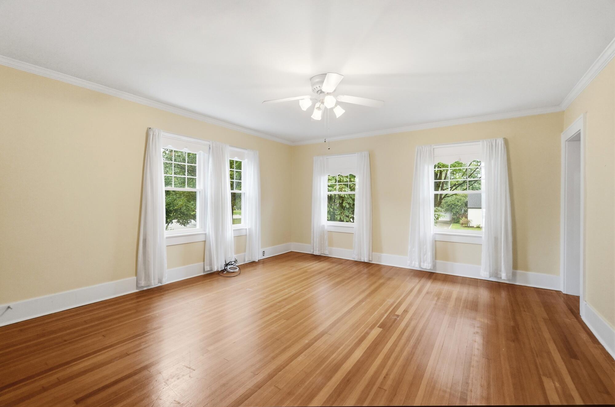 1824 Crescent Drive Property Photo 46