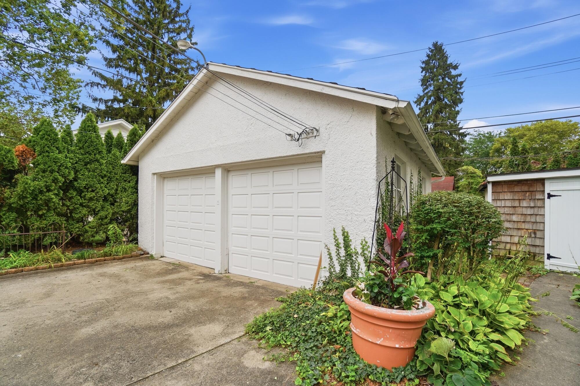 1824 Crescent Drive Property Photo 85