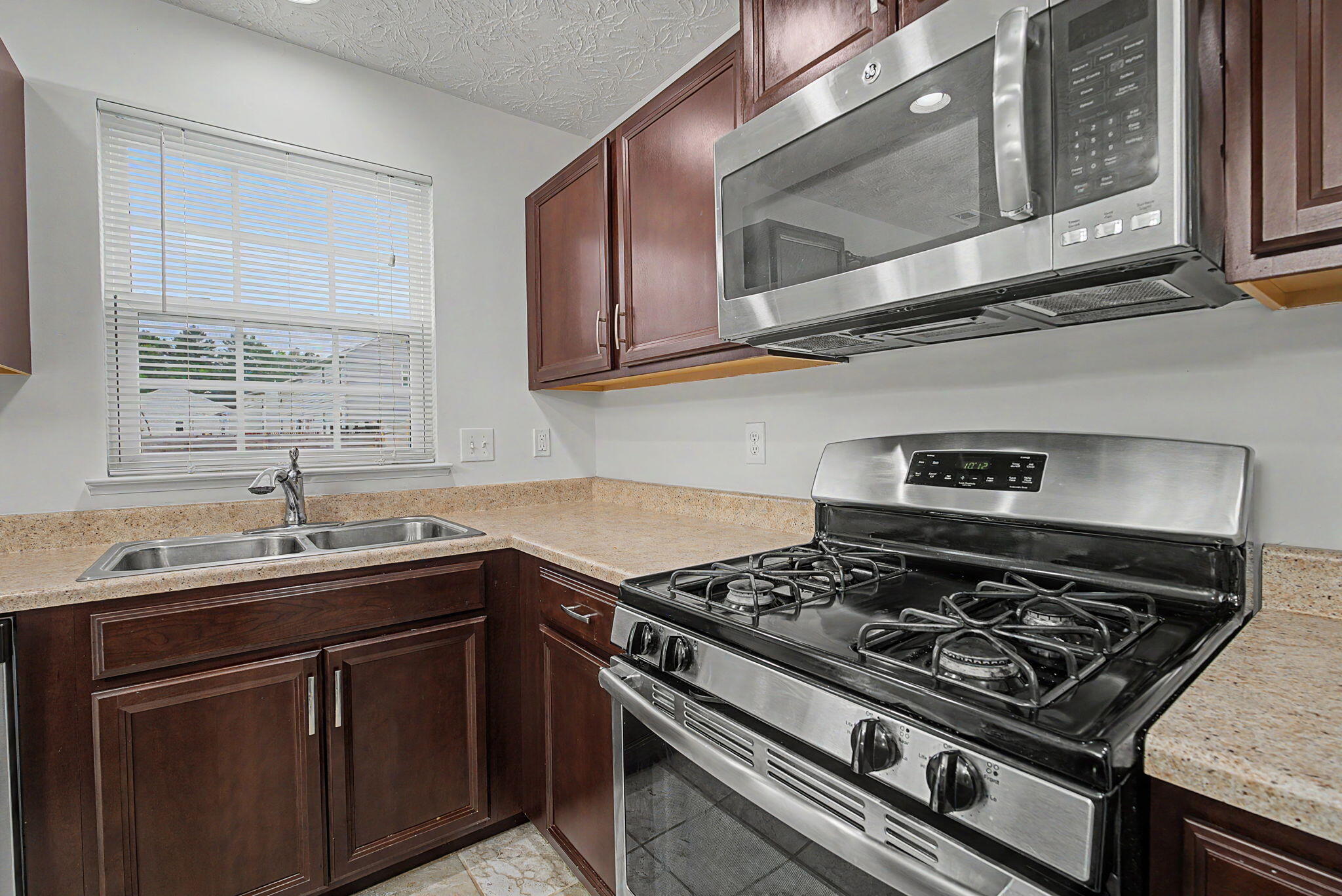 1408 Golden Eagle Drive Property Photo 17