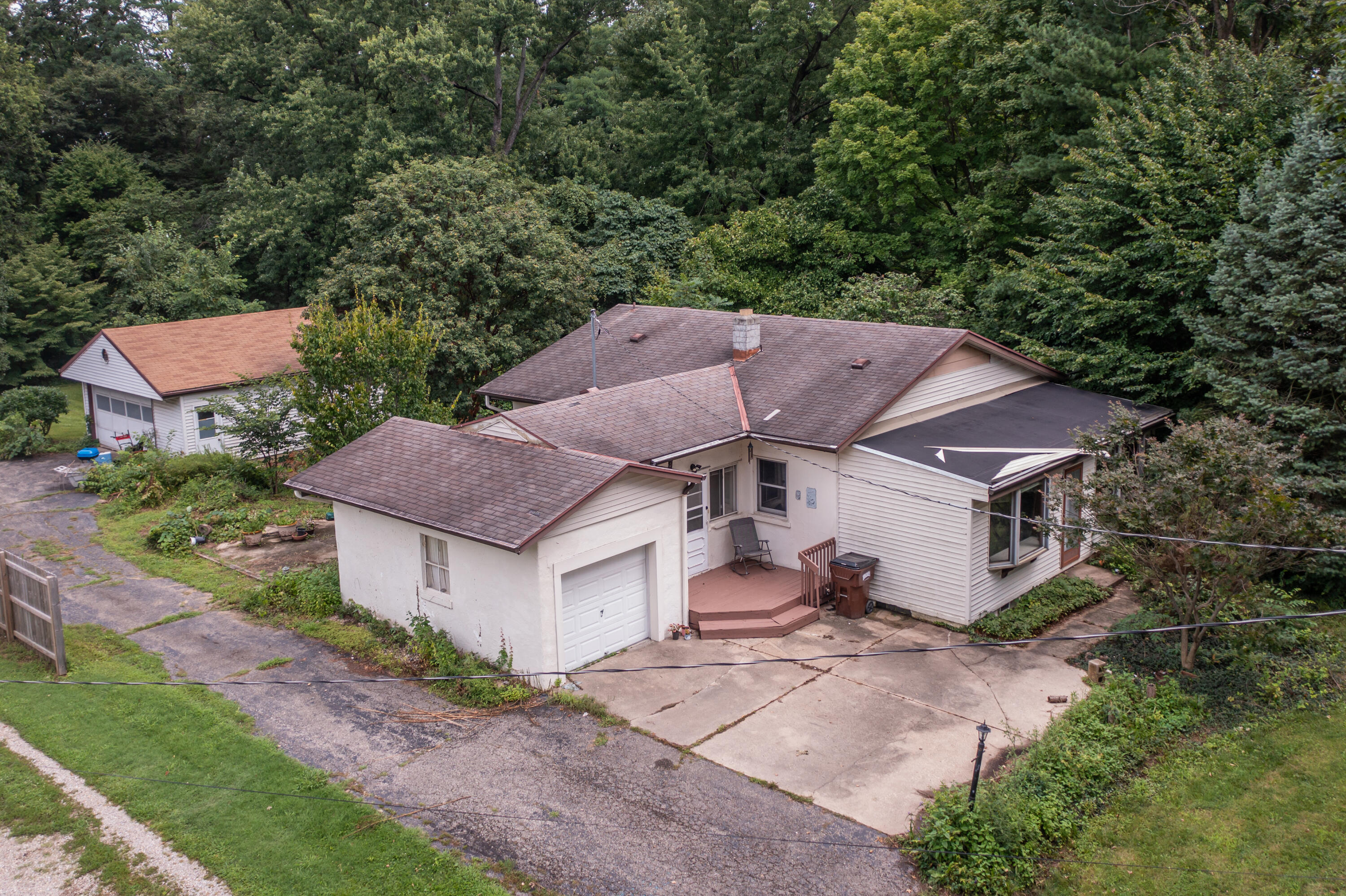 420 Grange Hall Road Property Photo 2