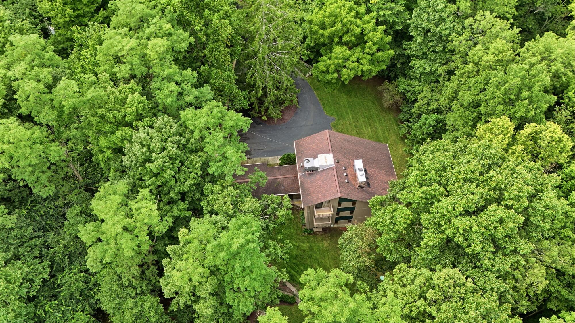 2700 Cardinal Road Property Photo 4